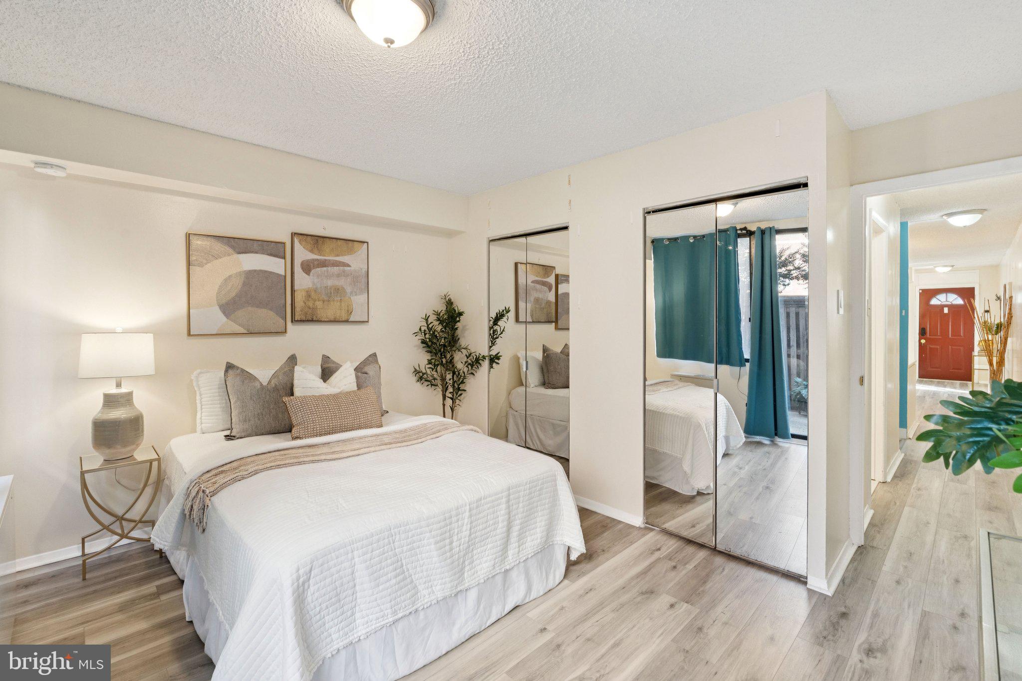 LOGAN CIRCLE - Residential