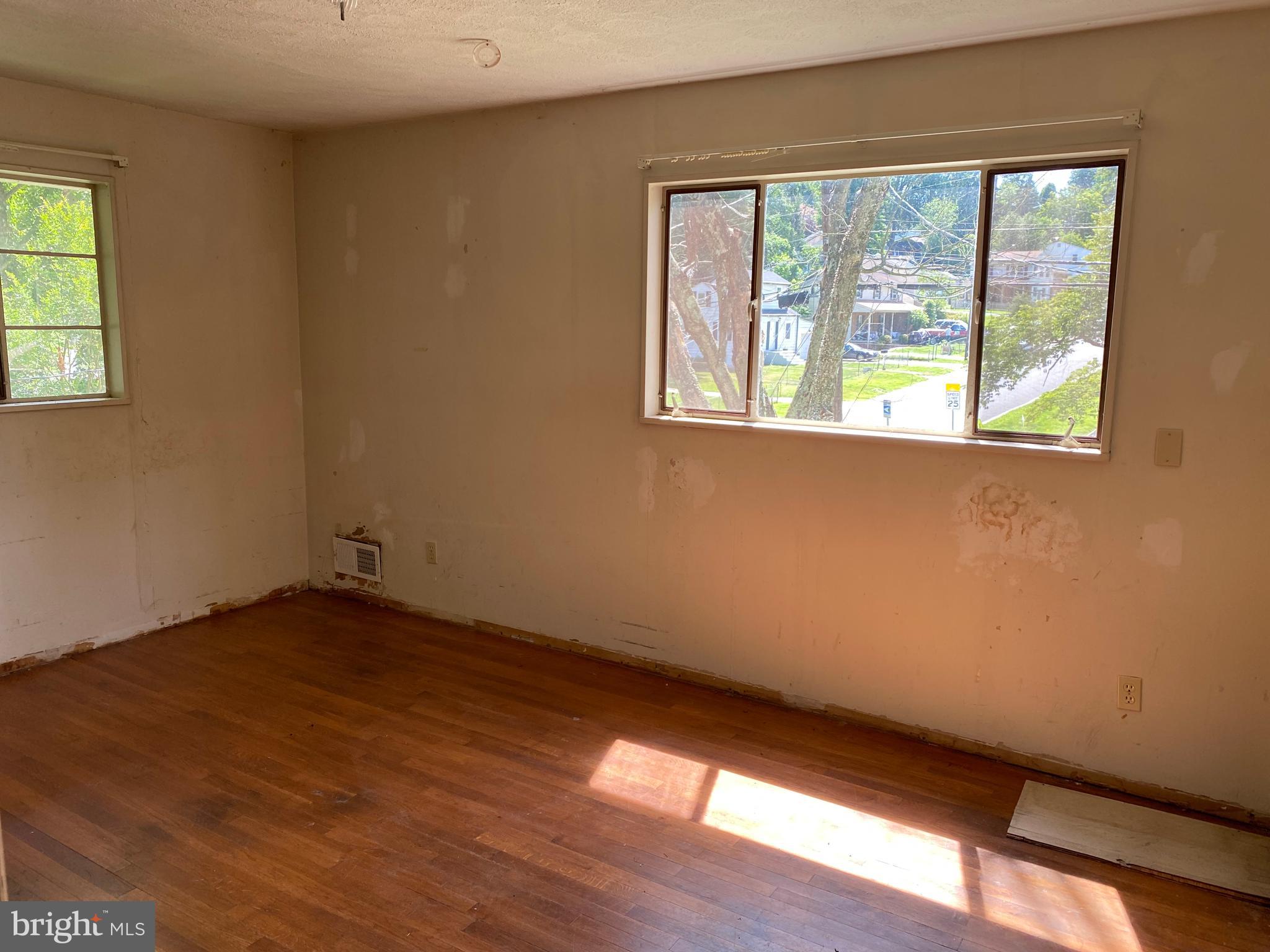 GARRETT FOREST - Residential