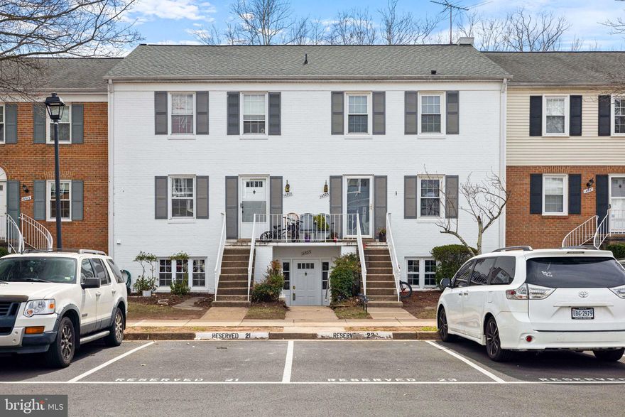 Charming & Move-In Ready 3-Bedroom, 2-Bath Unit in Prime Centreville Location!This adorable home is totally turn key with a spacious living room, featuring a door that opens to a vast common area and patio—perfect for indoor-outdoor living. The open-concept kitchen flows perfectly into the dining room and boasts granite countertops, crisp white cabinetry, matching white appliances, and an oversized peninsula, providing ample prep and storage space. Brand-new faux wood flooring throughout, contemporary updated light fixtures, and fresh paint in Sherwin Williams Drift of Mist.  A brand-new HVAC system ensures year-round comfort. In-unit washer/dryer conveys.   Situated in the heart of Centreville, this home is just minutes from shopping, dining, the library, scenic trails, parks, and offers easy access to Route 29 and I-66 for a seamless commute. Offers due by 9AM on Monday, 3/24.