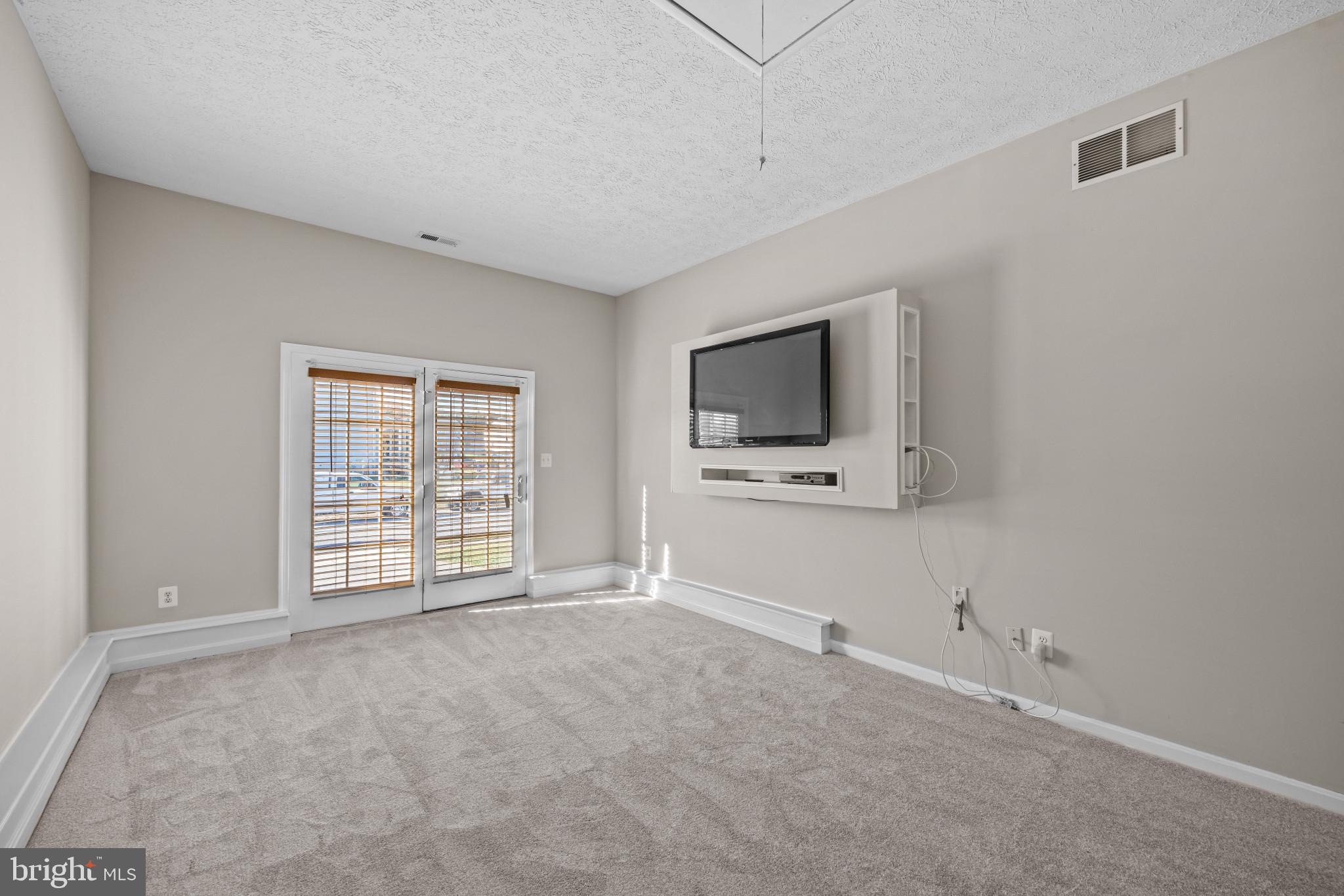 OTTER CREEK LANDING - Residential