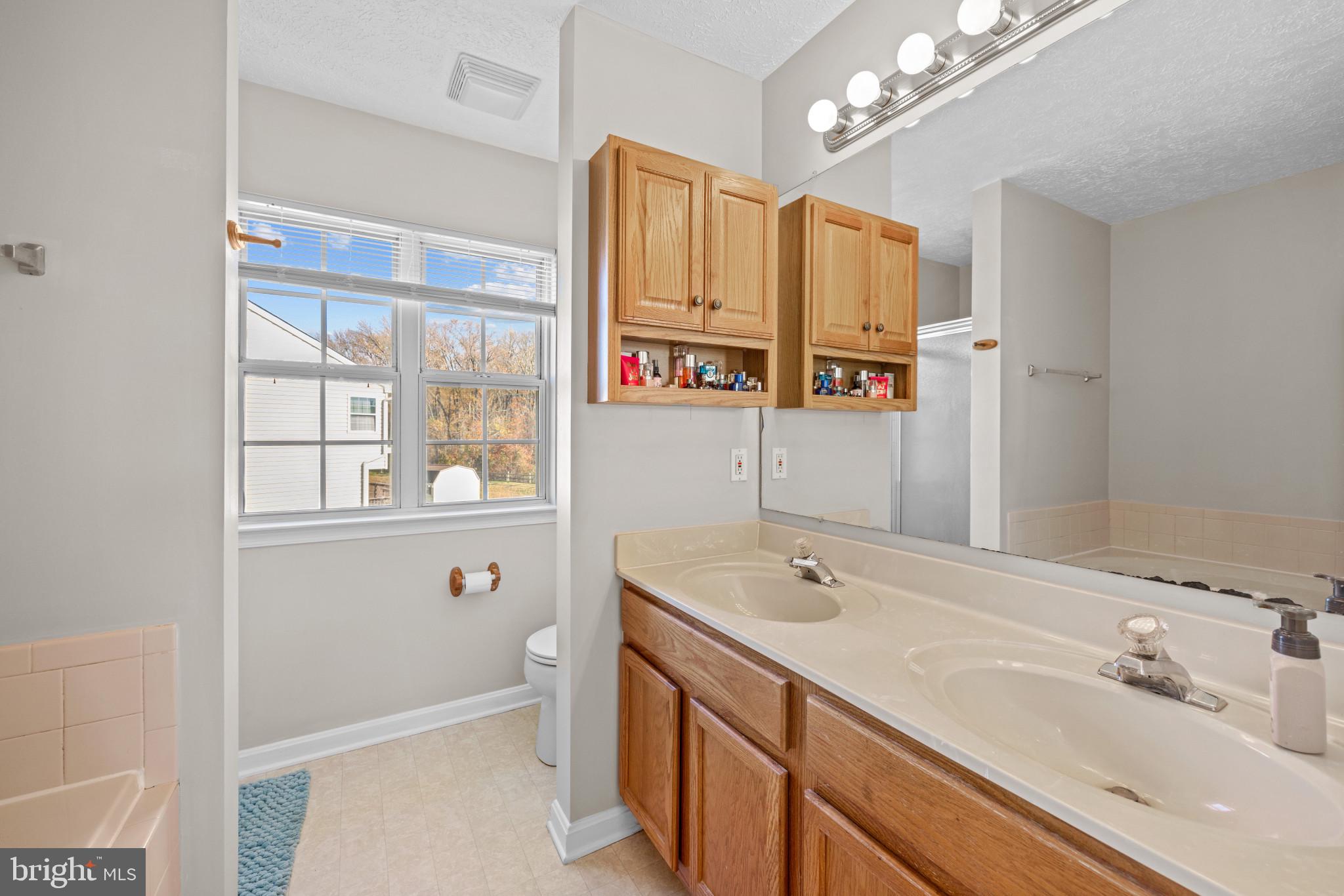 OTTER CREEK LANDING - Residential