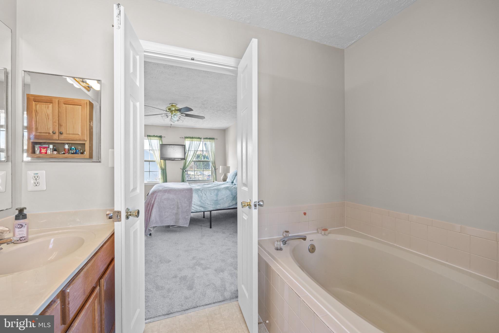 OTTER CREEK LANDING - Residential