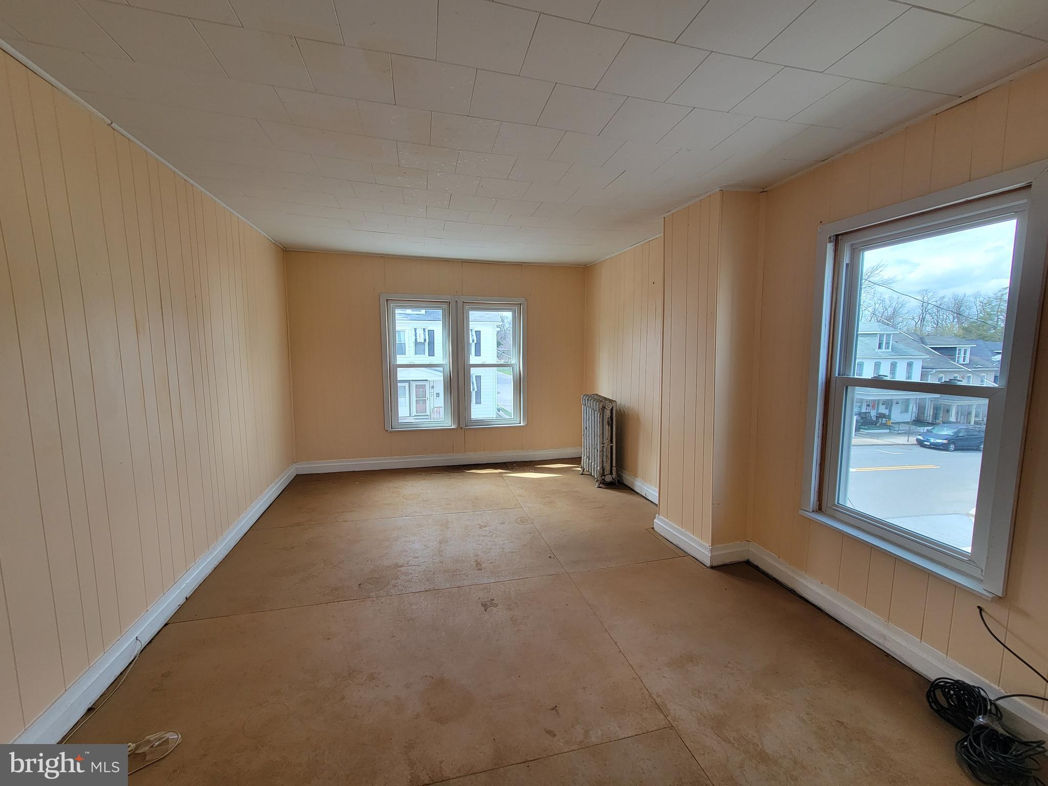 HAGERSTOWN - Residential