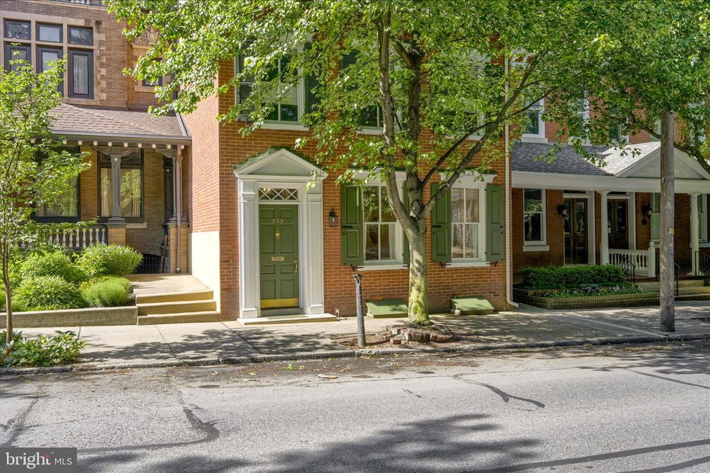 Photo of 333 E Orange Street, LANCASTER, PA 17602 (MLS # PALA2089260)