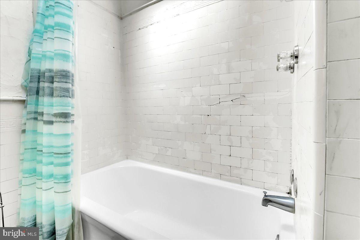 OVERBROOK - Residential