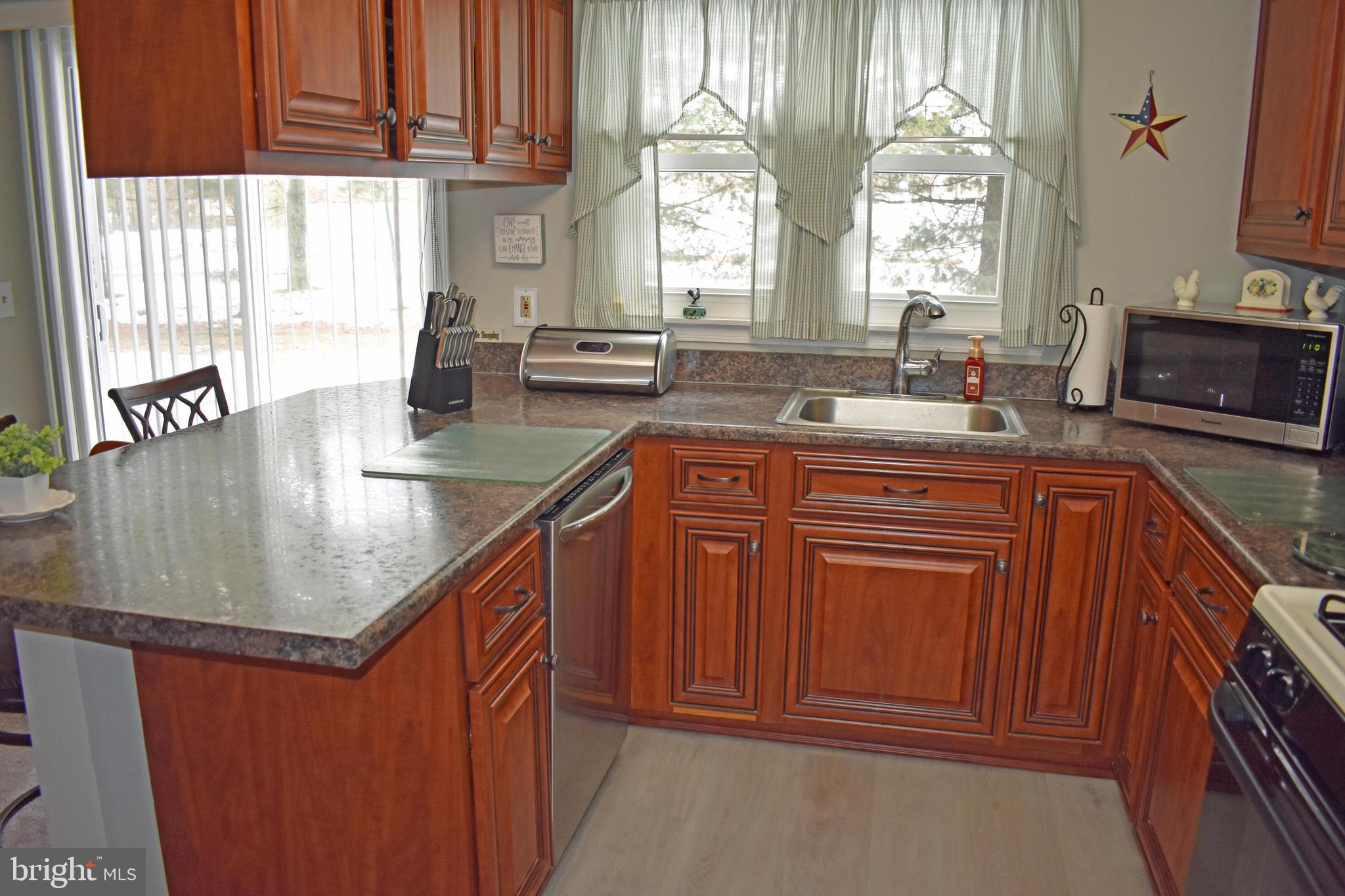 MYSTIC ISLAND - HARBORTOWN - Residential