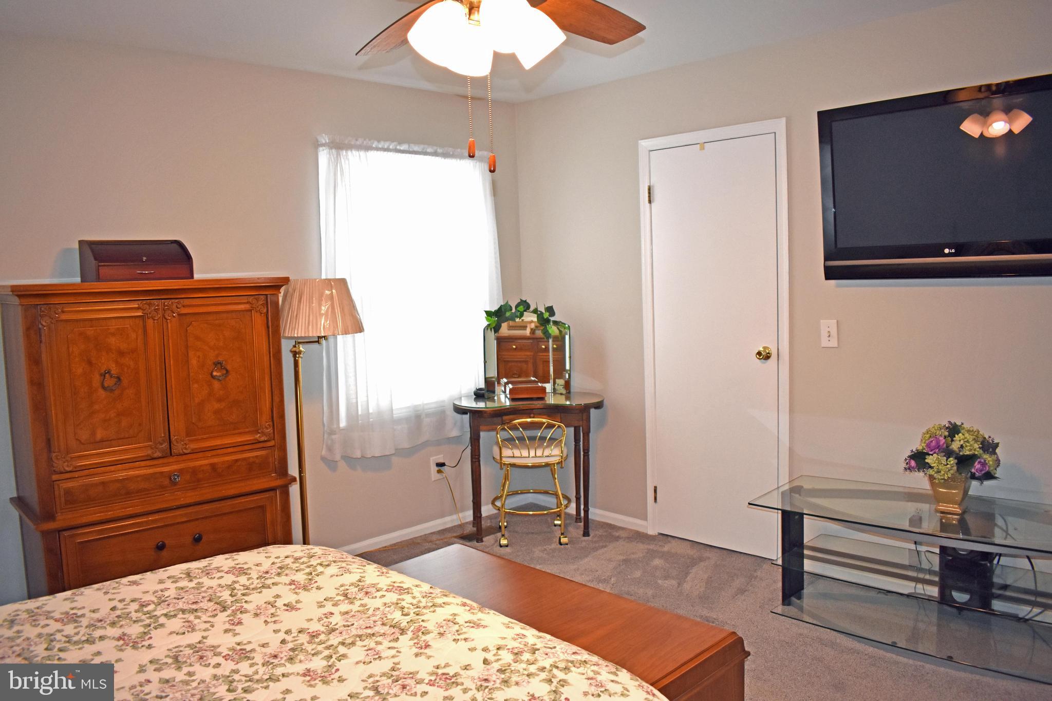 MYSTIC ISLAND - HARBORTOWN - Residential