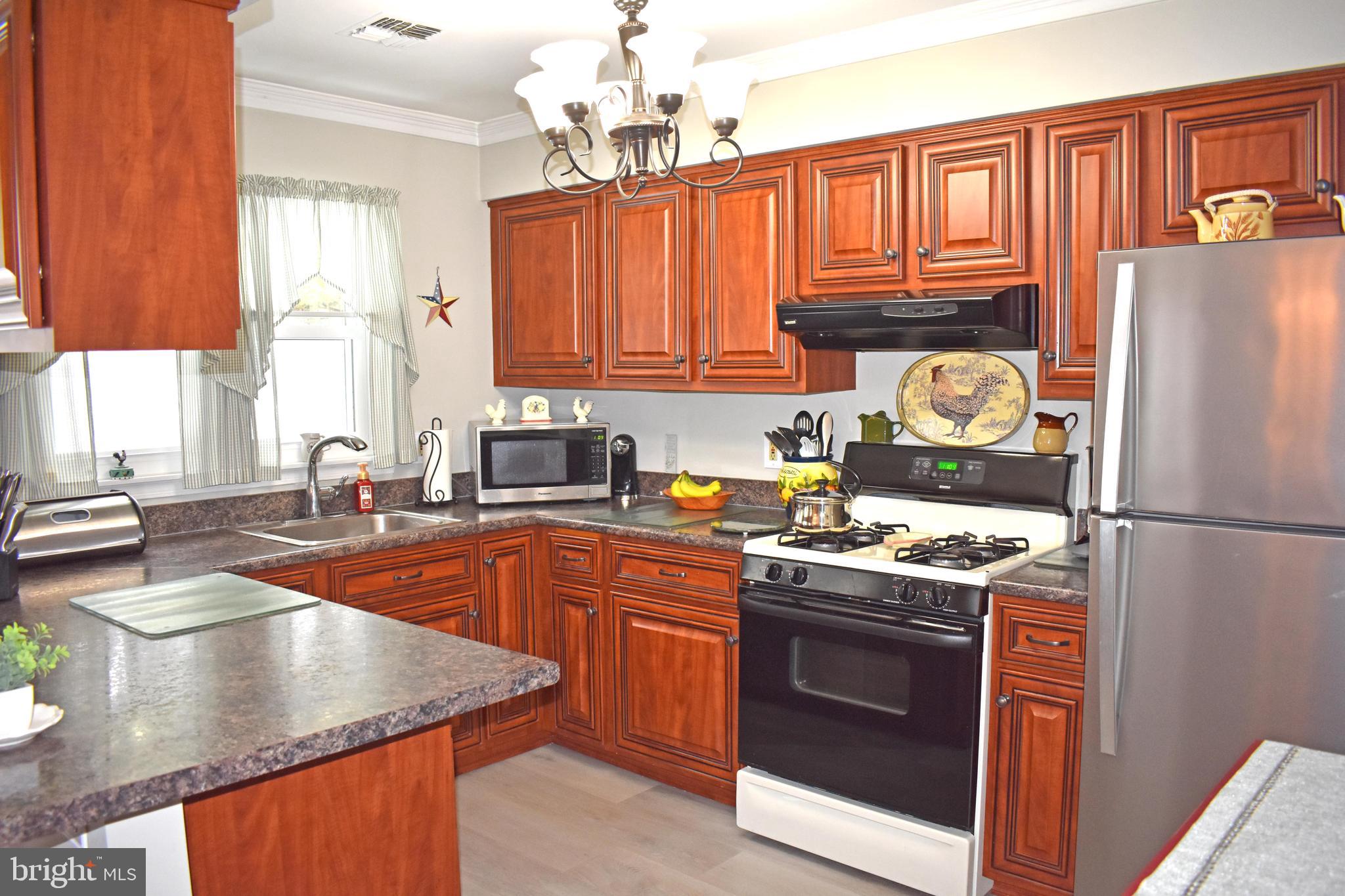 MYSTIC ISLAND - HARBORTOWN - Residential