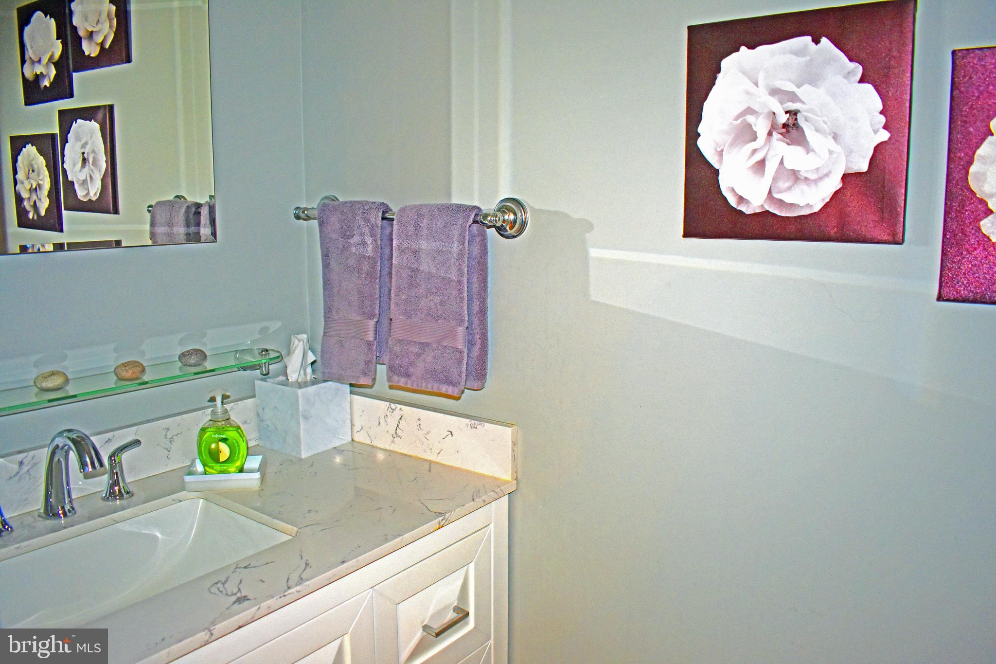 MYSTIC ISLAND - HARBORTOWN - Residential