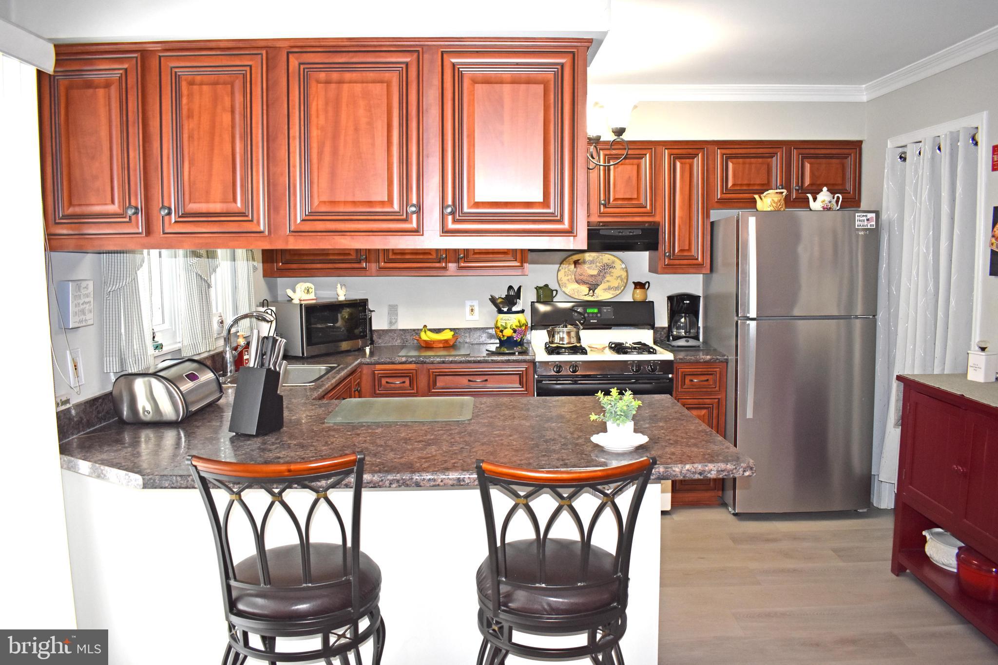 MYSTIC ISLAND - HARBORTOWN - Residential