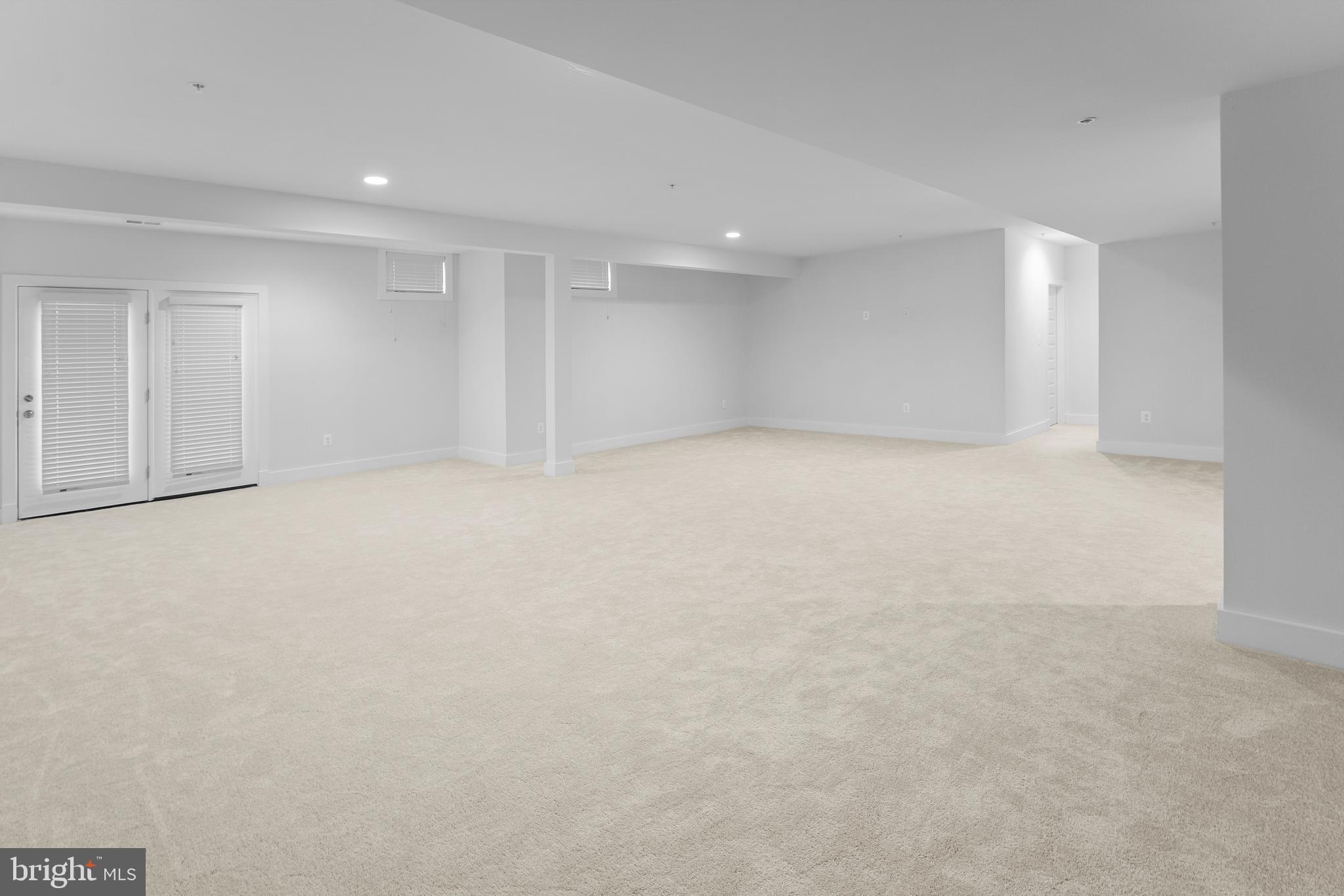 VILLAGES OF SAVANNAH - Residential