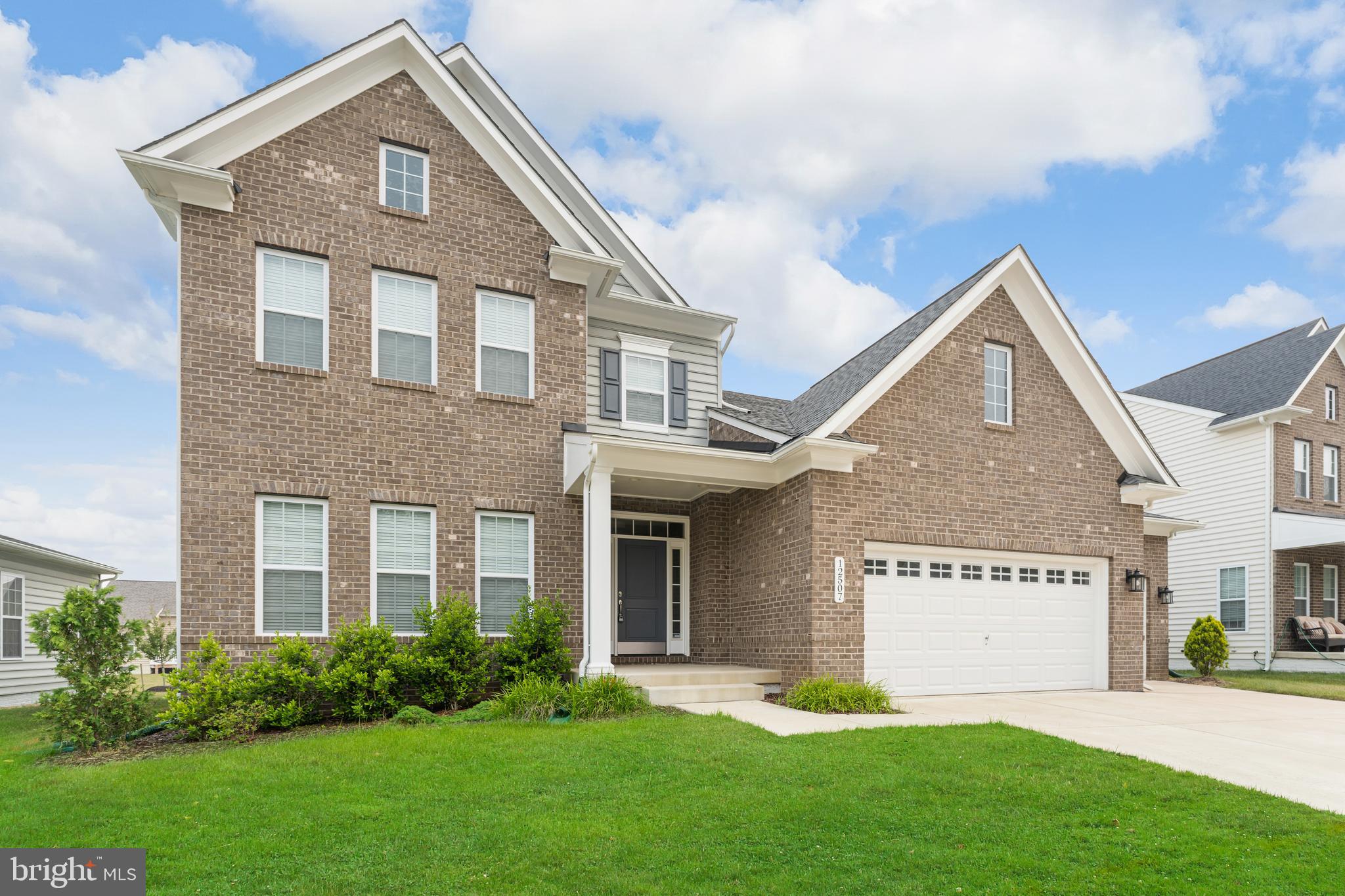 VILLAGES OF SAVANNAH - Residential