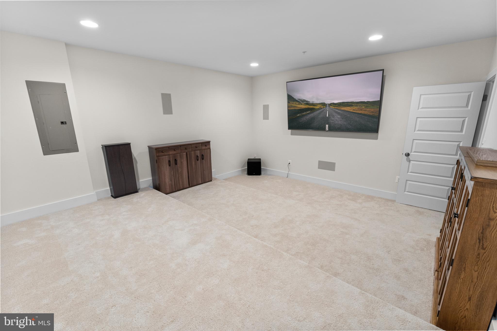 VILLAGES OF SAVANNAH - Residential