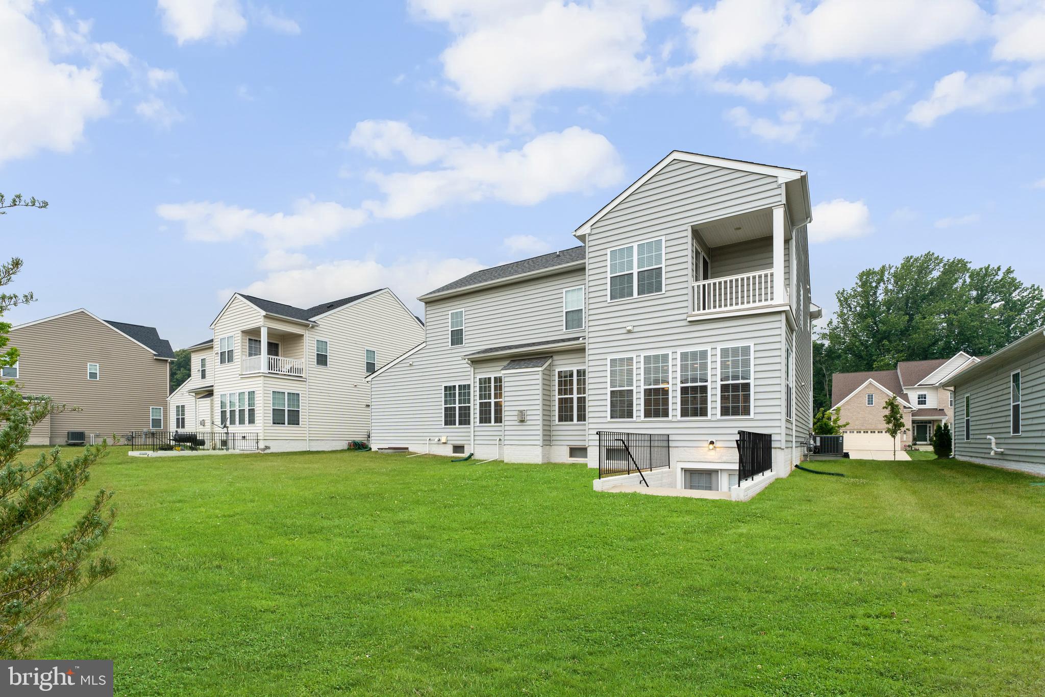 VILLAGES OF SAVANNAH - Residential