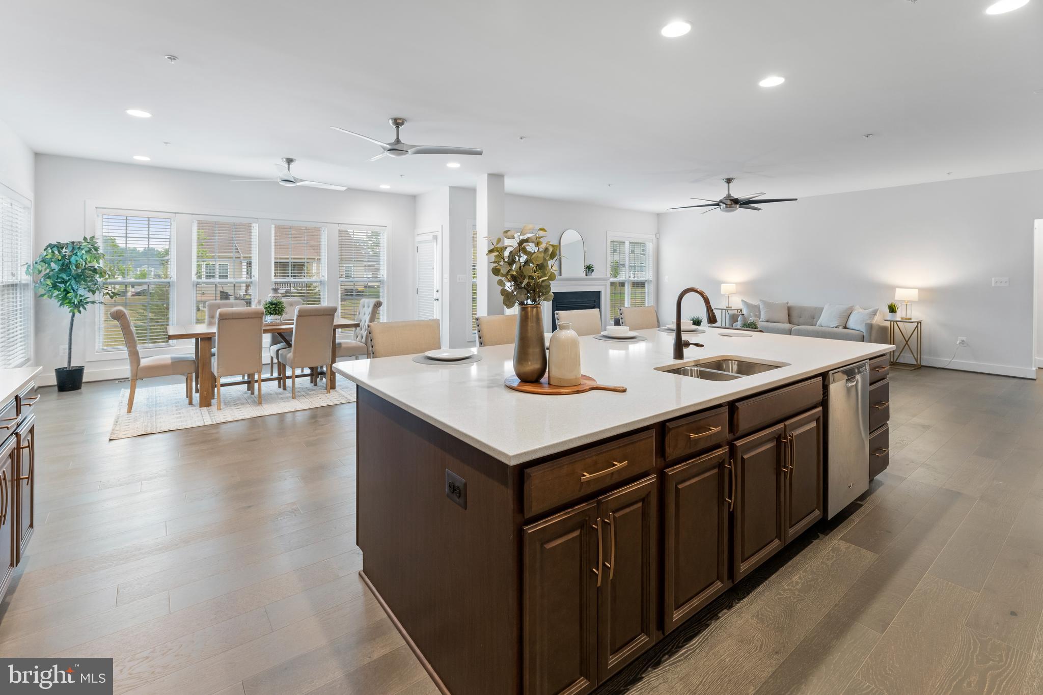 VILLAGES OF SAVANNAH - Residential