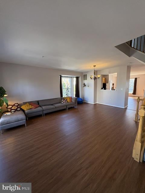 2121 PAXTON TERRACE