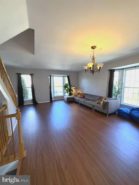 2121 PAXTON TERRACE