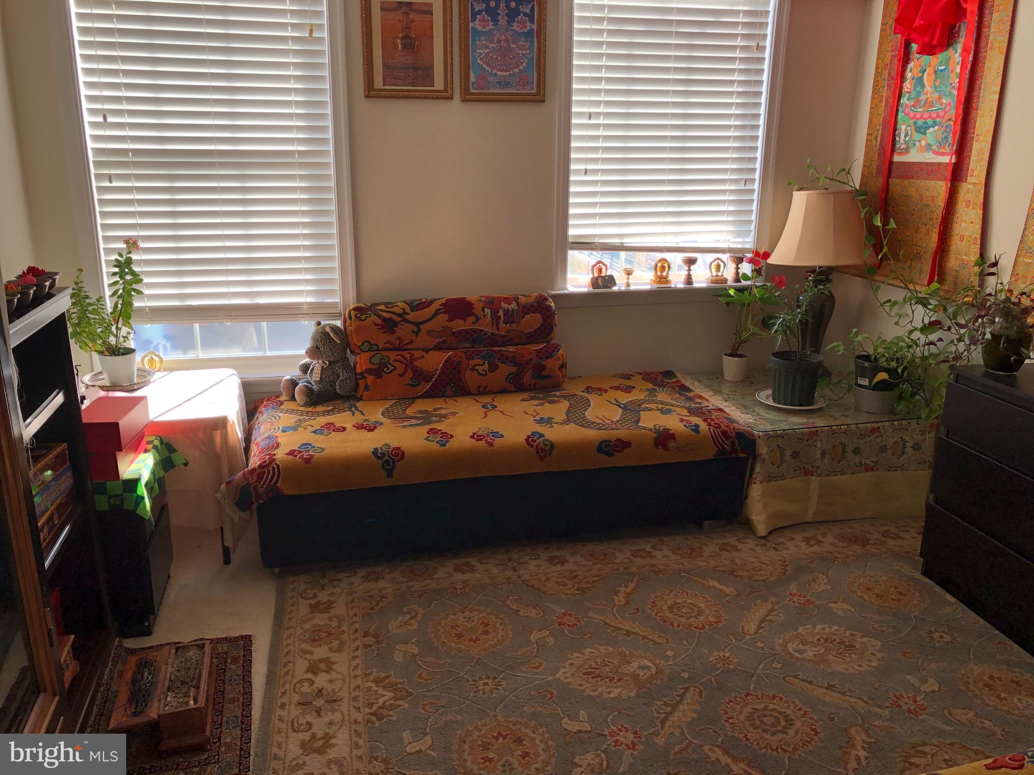 EAST GATE - Residential