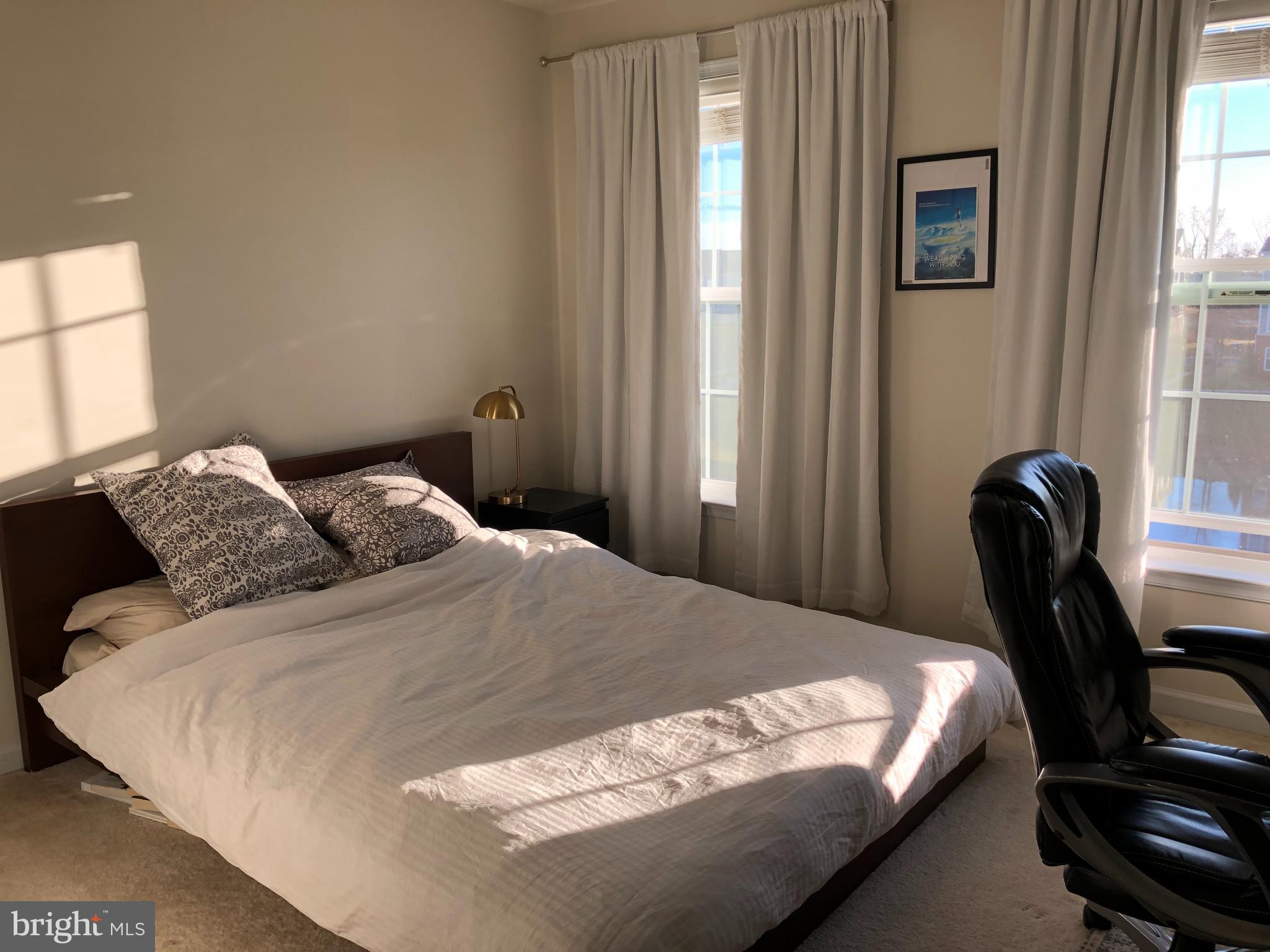 EAST GATE - Residential