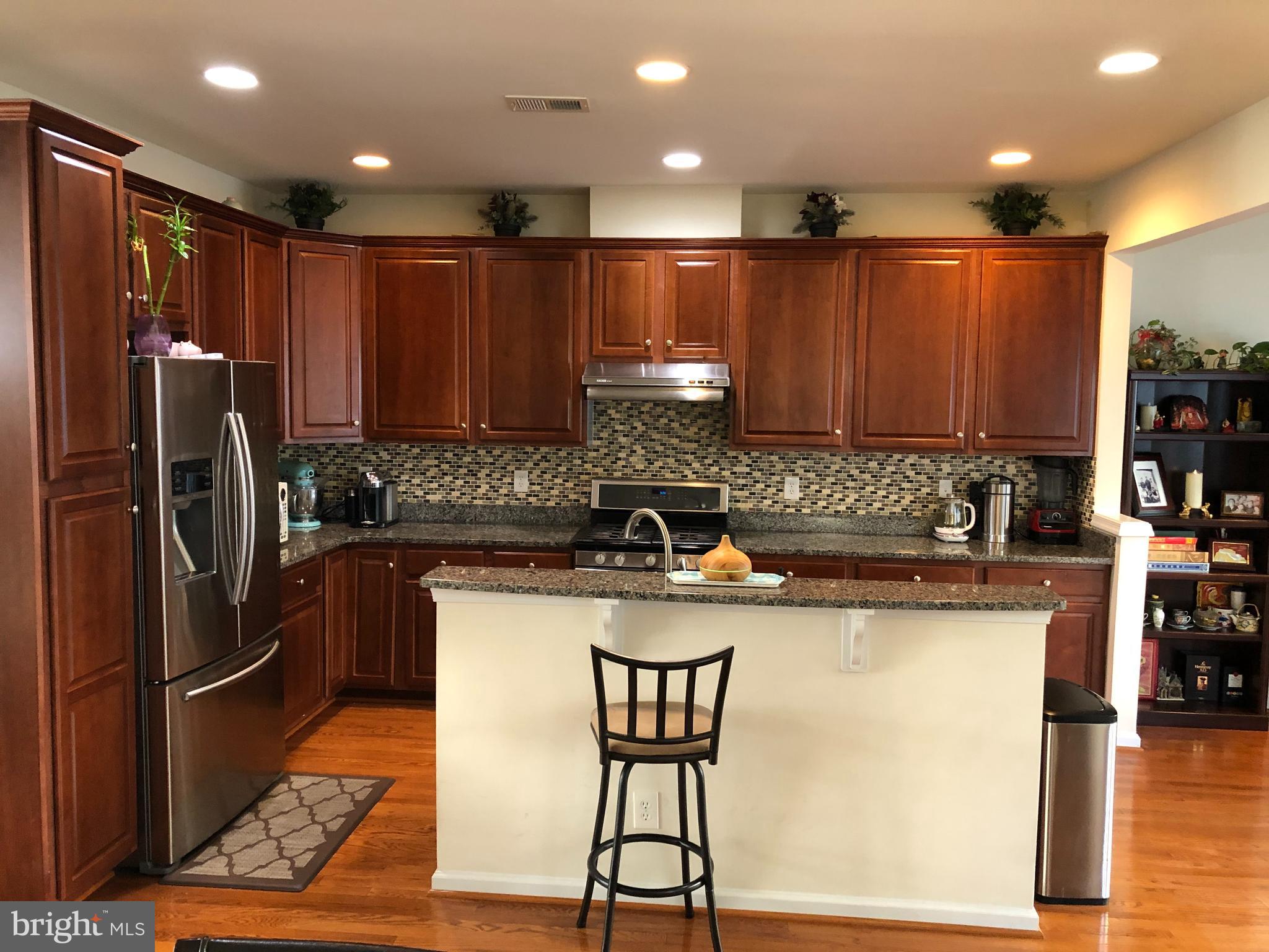 EAST GATE - Residential