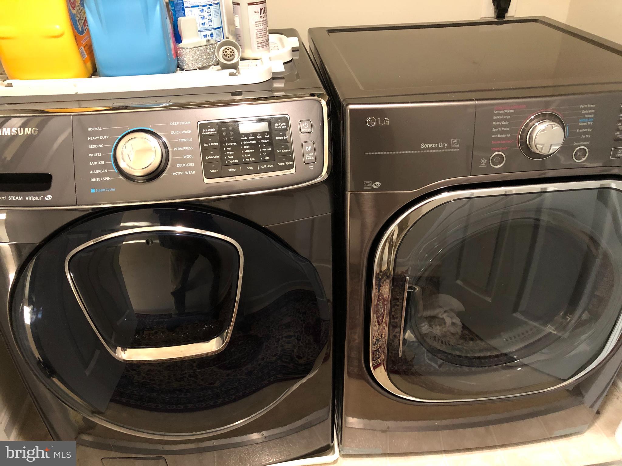 EAST GATE - Residential