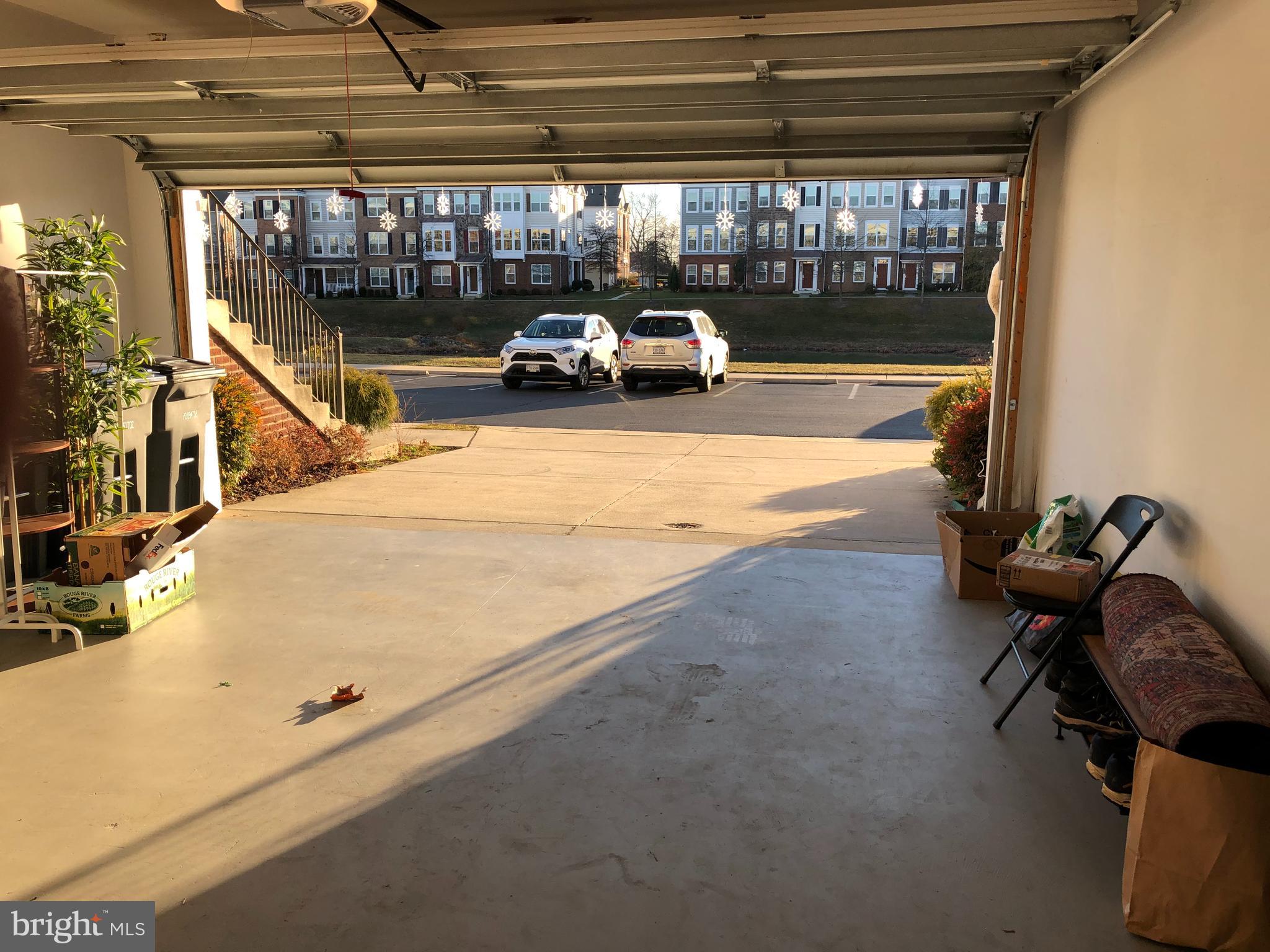 EAST GATE - Residential