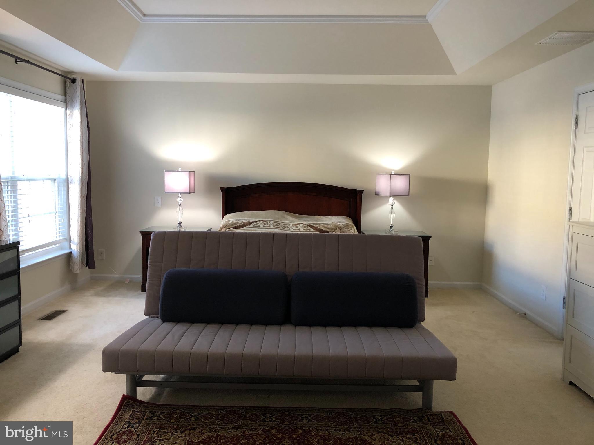 EAST GATE - Residential