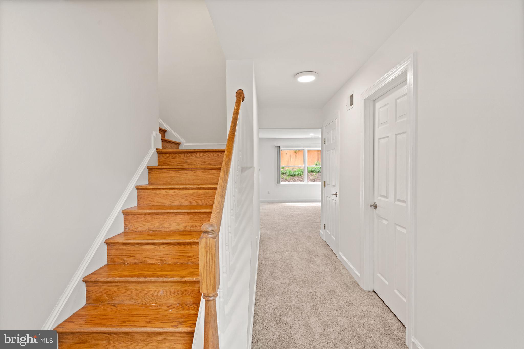 STONERIDGE KNOLL - Residential