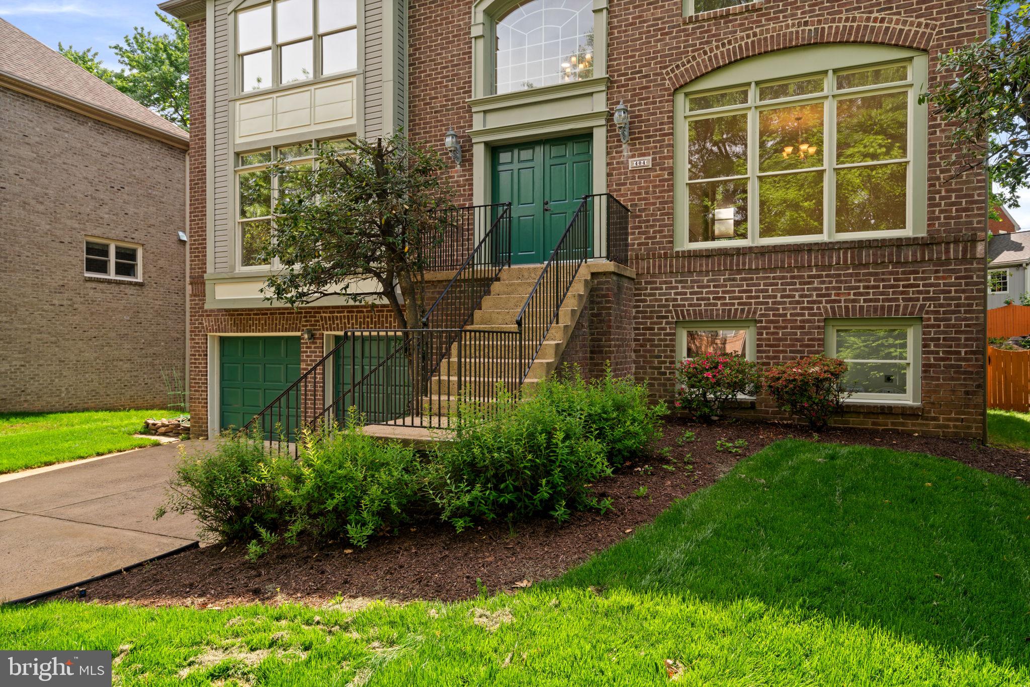 STONERIDGE KNOLL - Residential