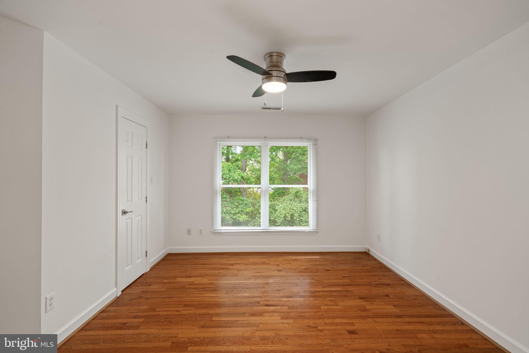 STONERIDGE KNOLL - Residential