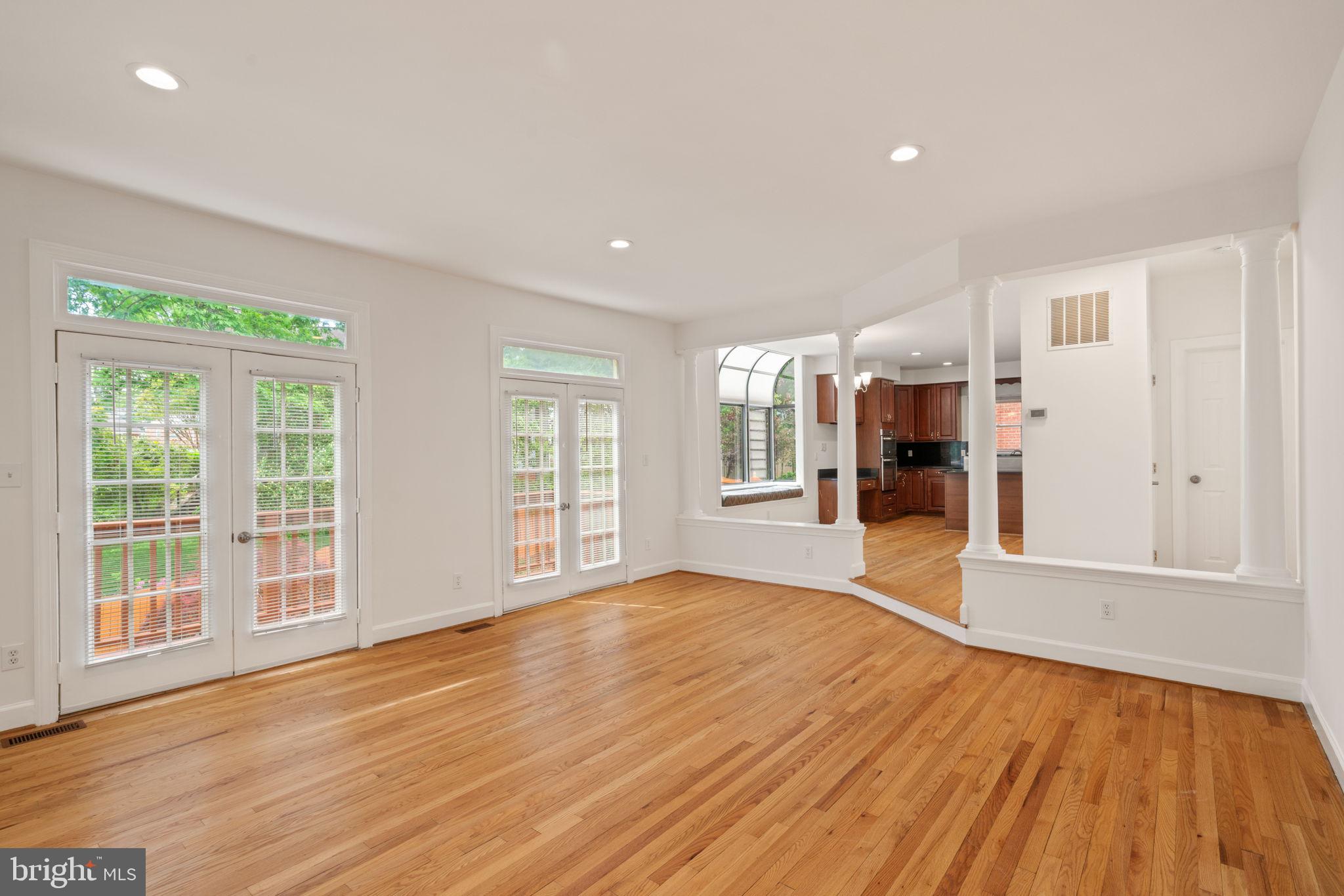 STONERIDGE KNOLL - Residential