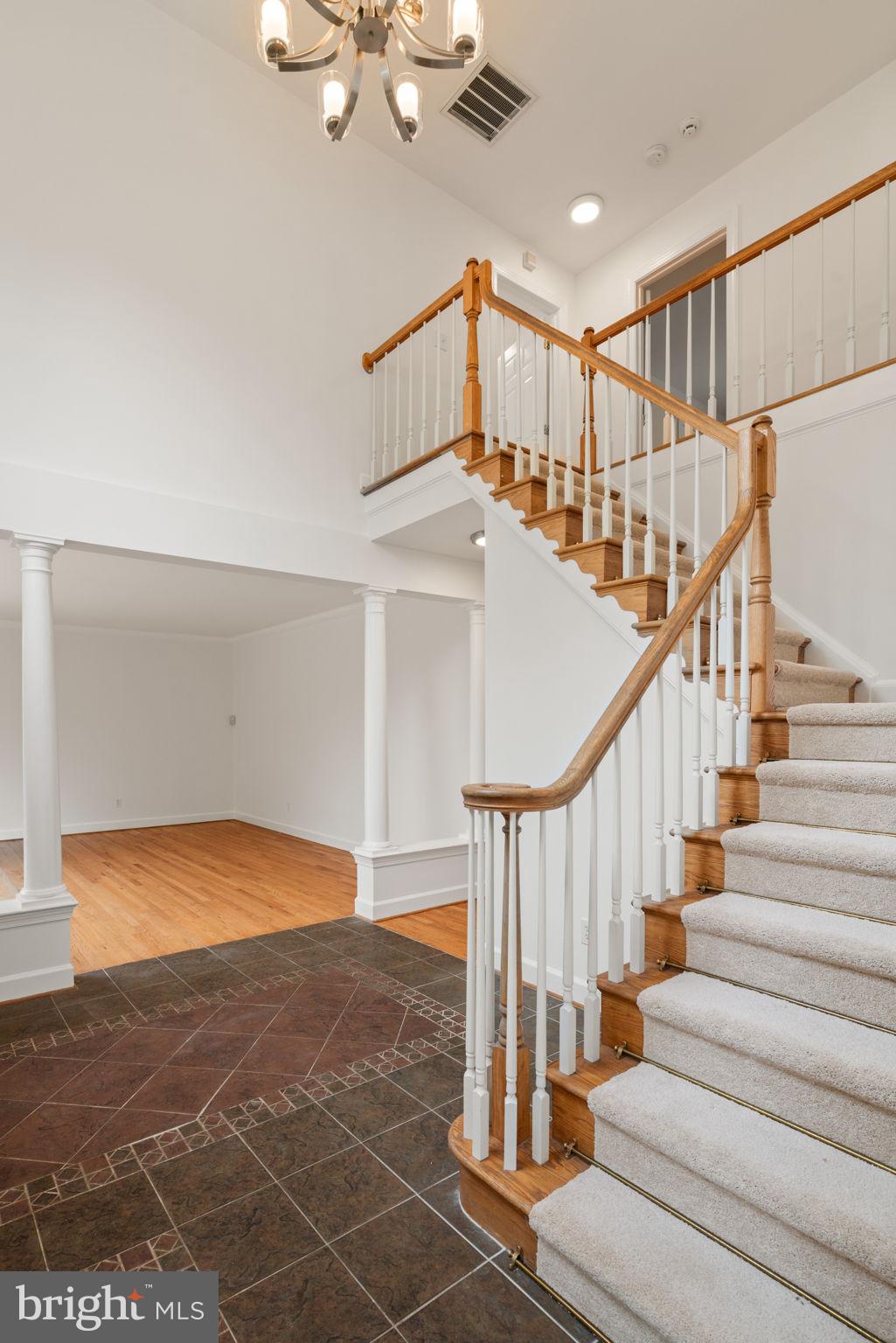 STONERIDGE KNOLL - Residential