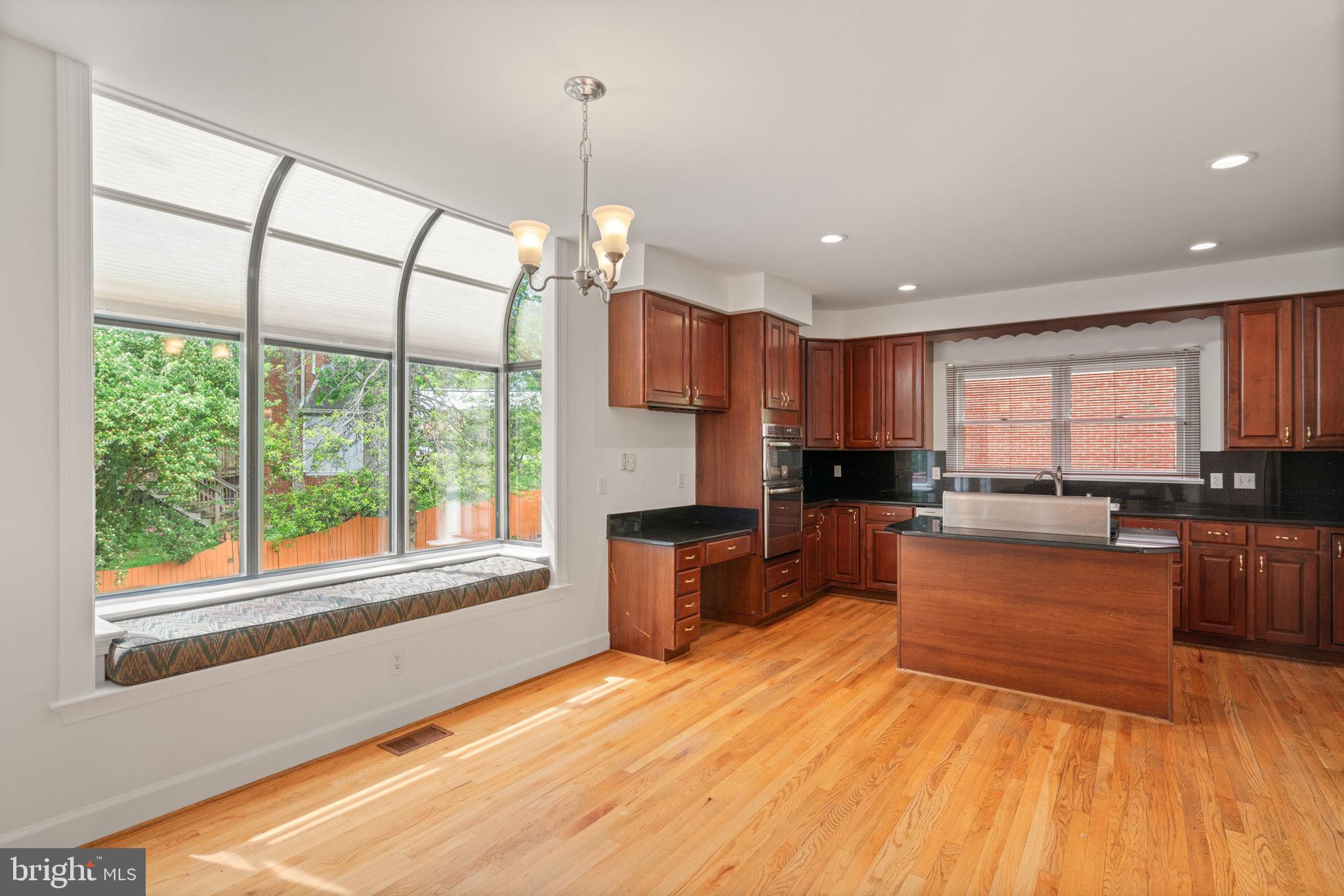 STONERIDGE KNOLL - Residential