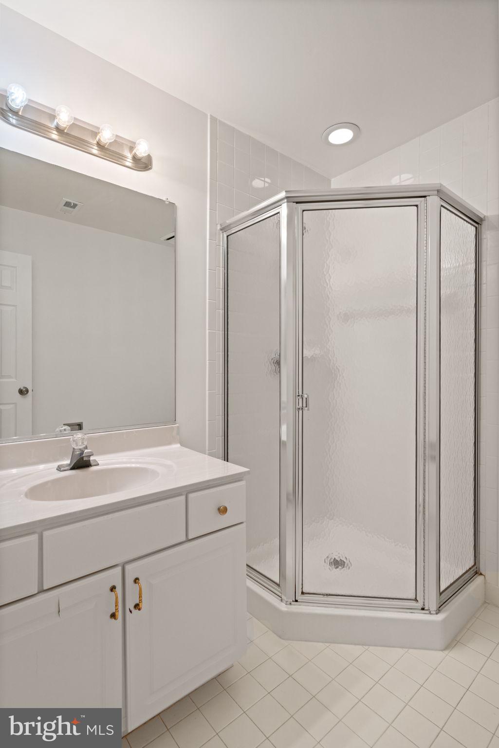 STONERIDGE KNOLL - Residential