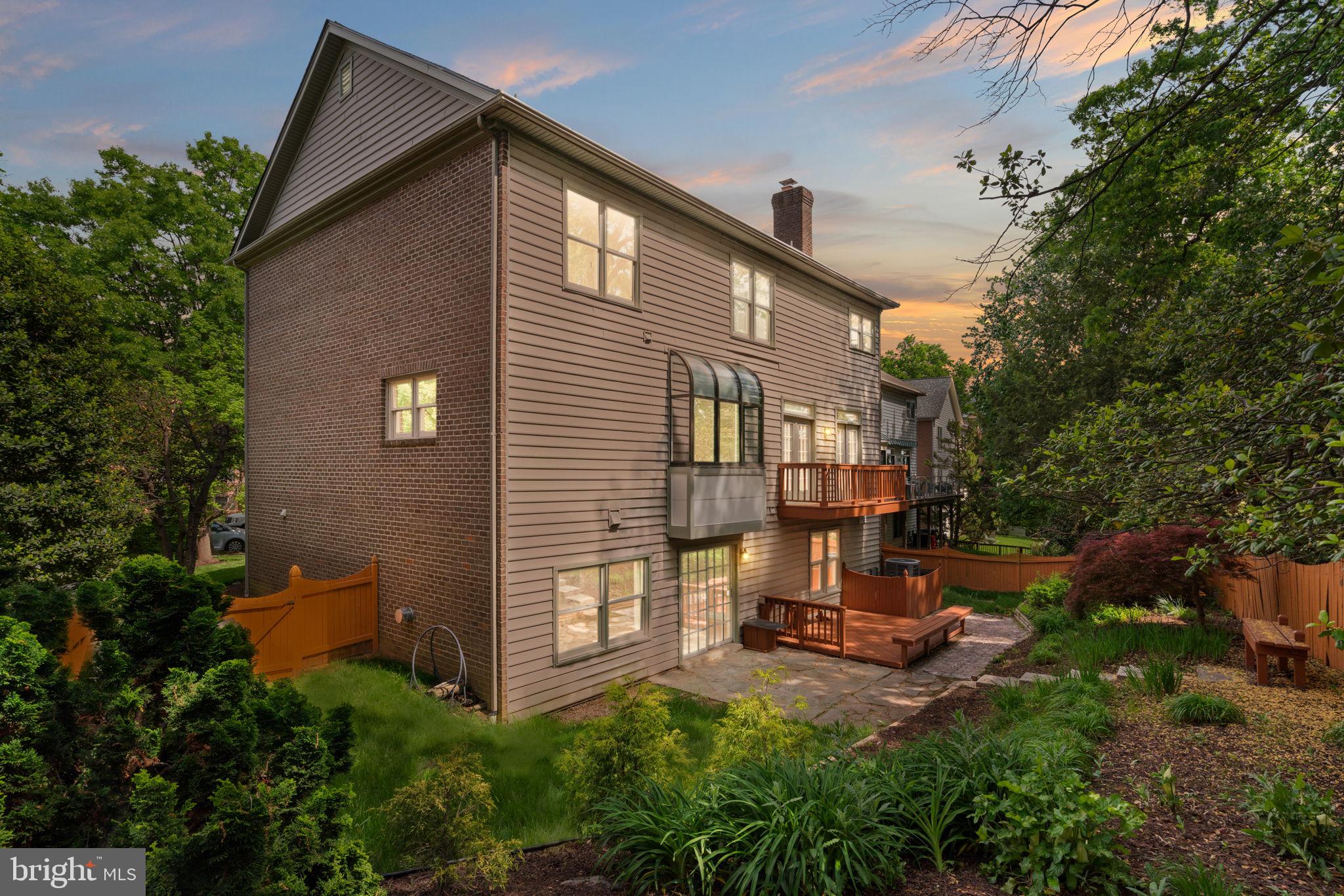 STONERIDGE KNOLL - Residential