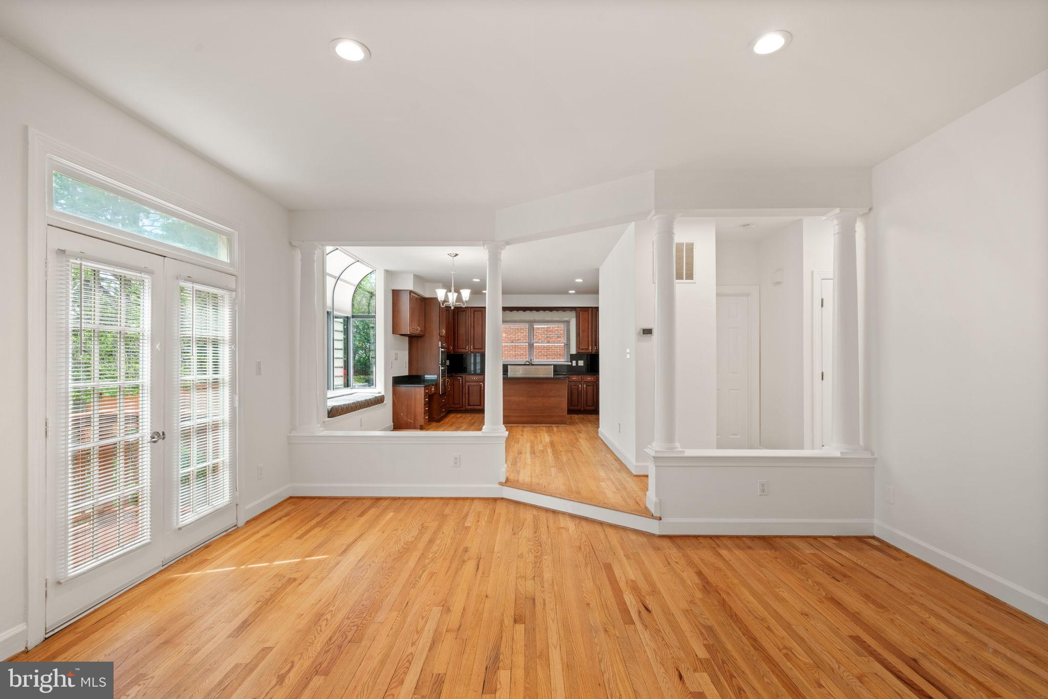 STONERIDGE KNOLL - Residential