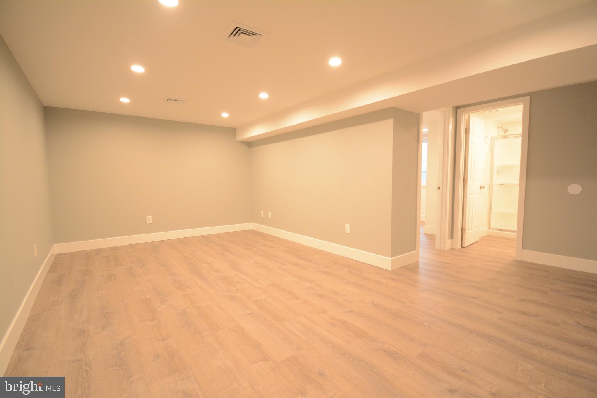 WEST CHESTER BORO - Commercial Sale