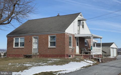 321 PFAUTZ HILL ROAD STEVENS PA 17578