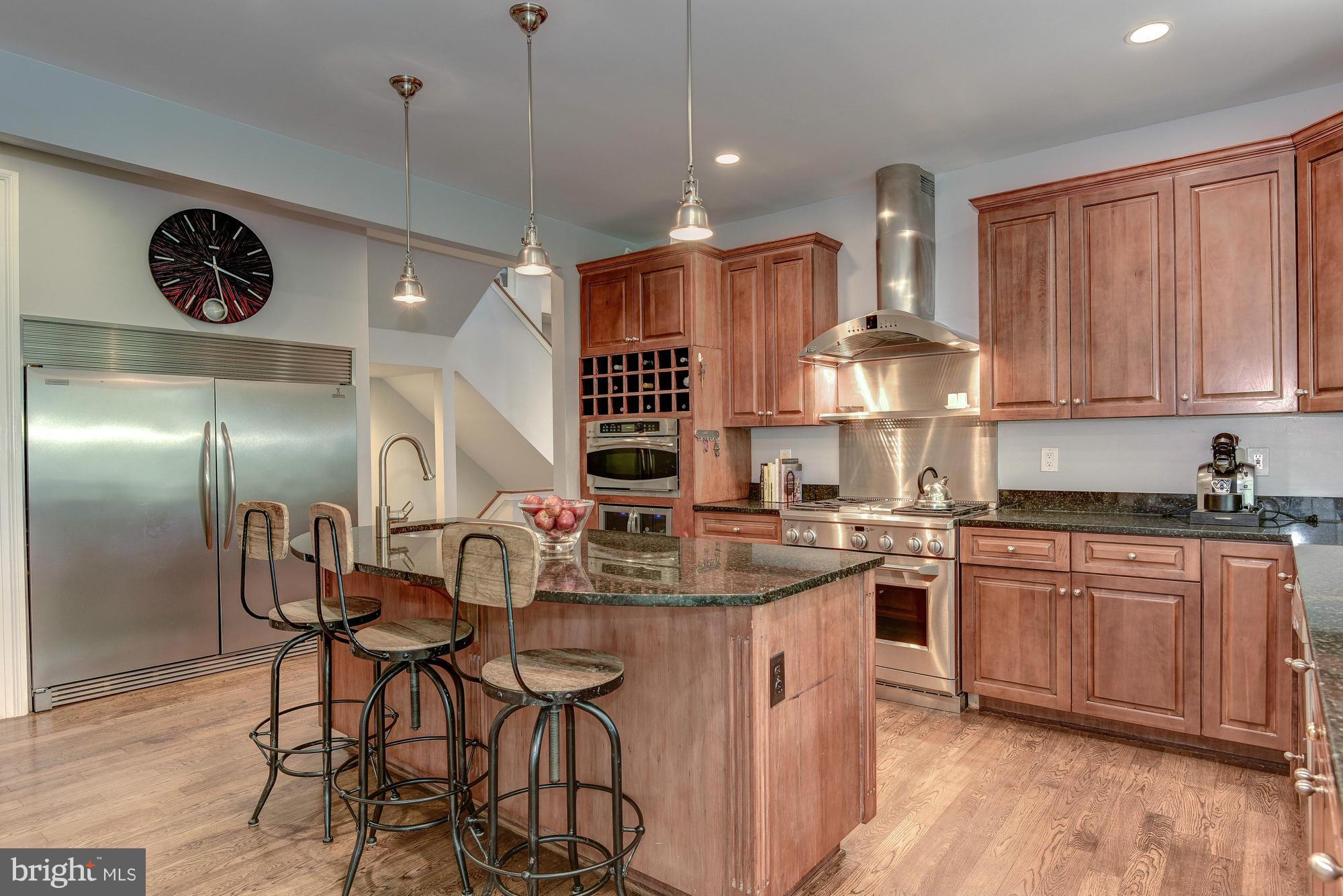 BELLEVUE FOREST - Residential