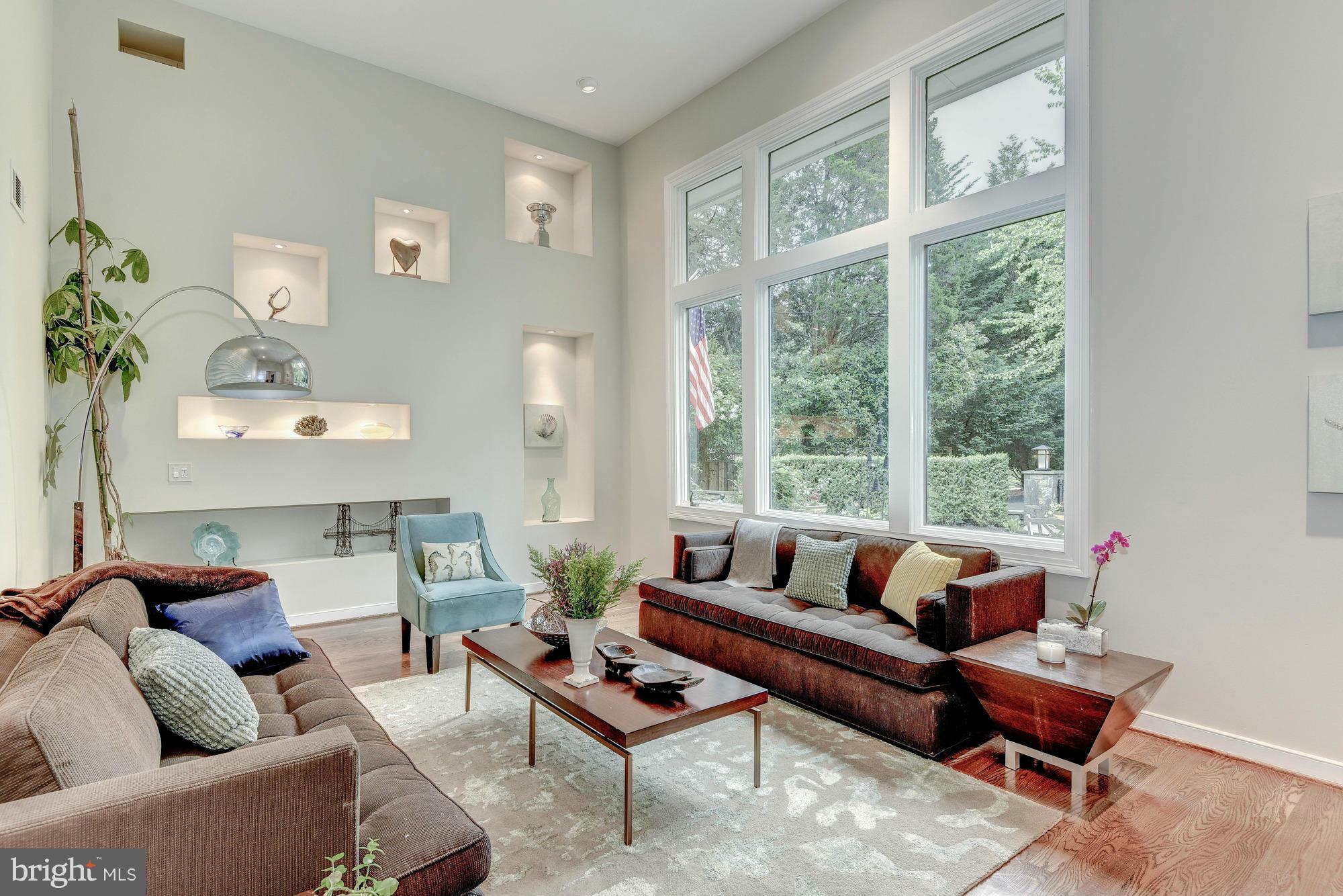 BELLEVUE FOREST - Residential