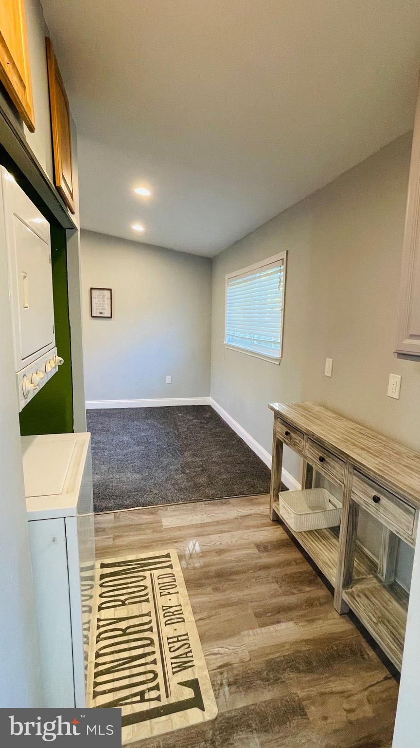 WHITE ROCK - Residential