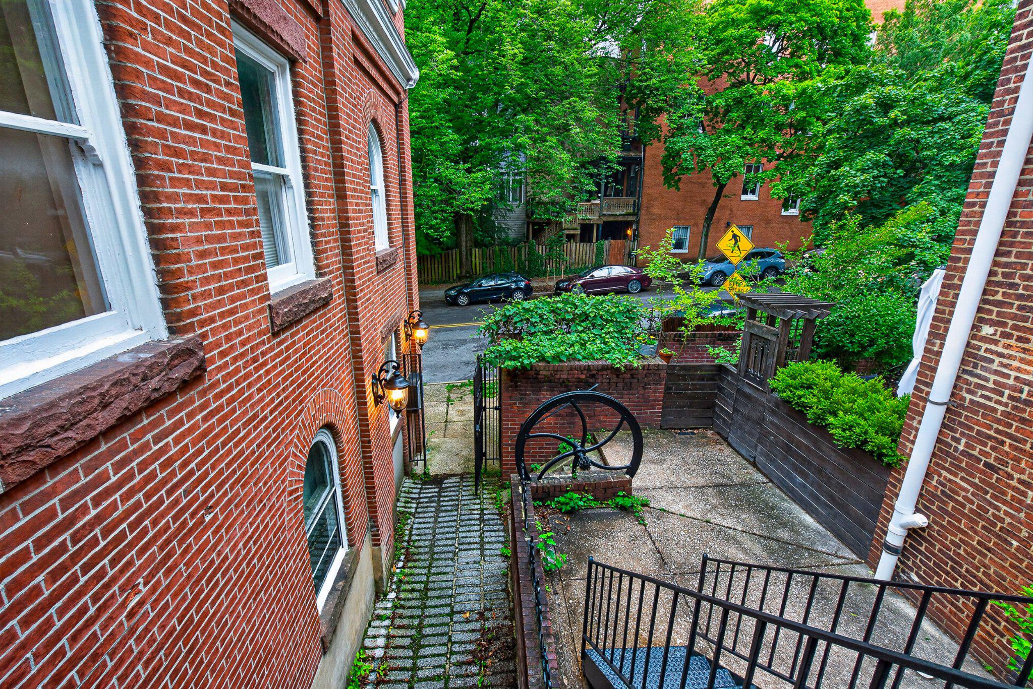 1227 PARK AVENUE 8