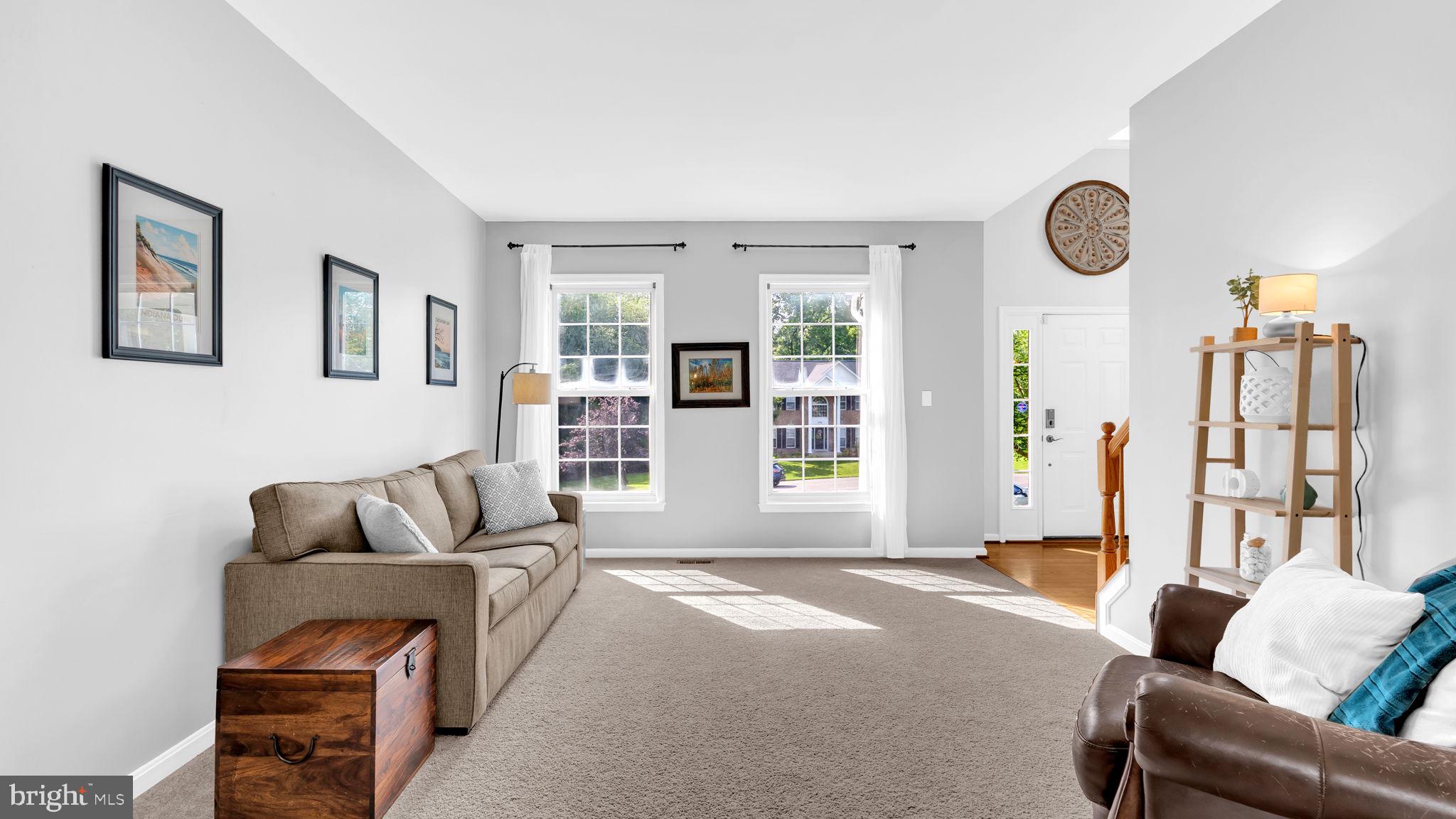 OAKMONT MANOR - Residential