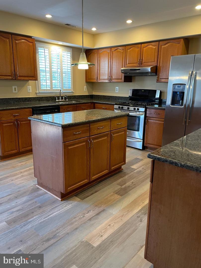 MIDDLEFORD - Residential Lease