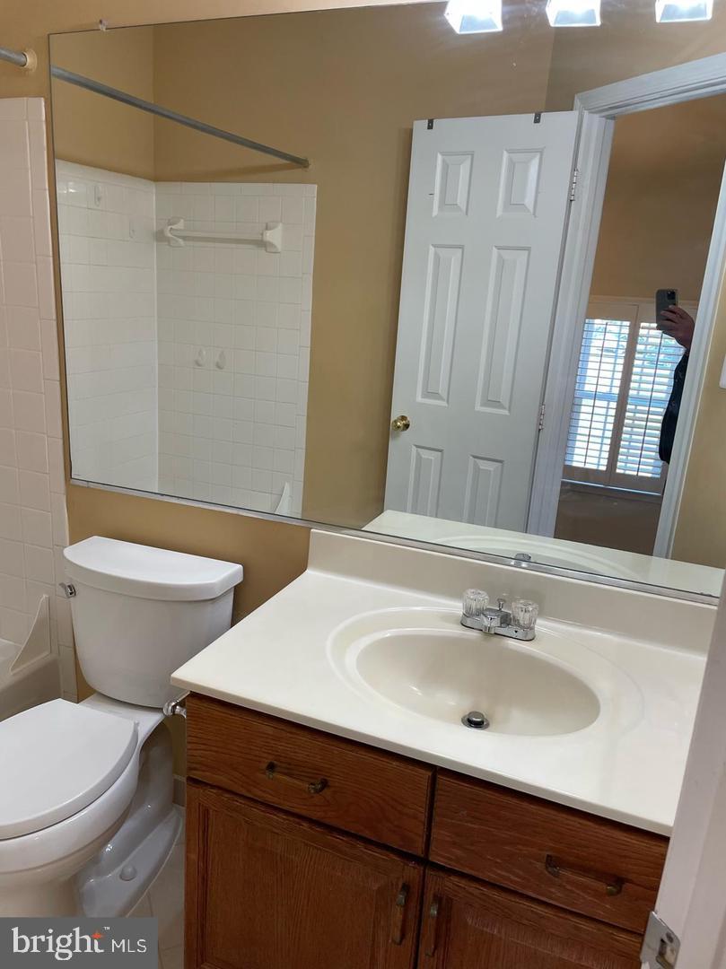 MIDDLEFORD - Residential Lease