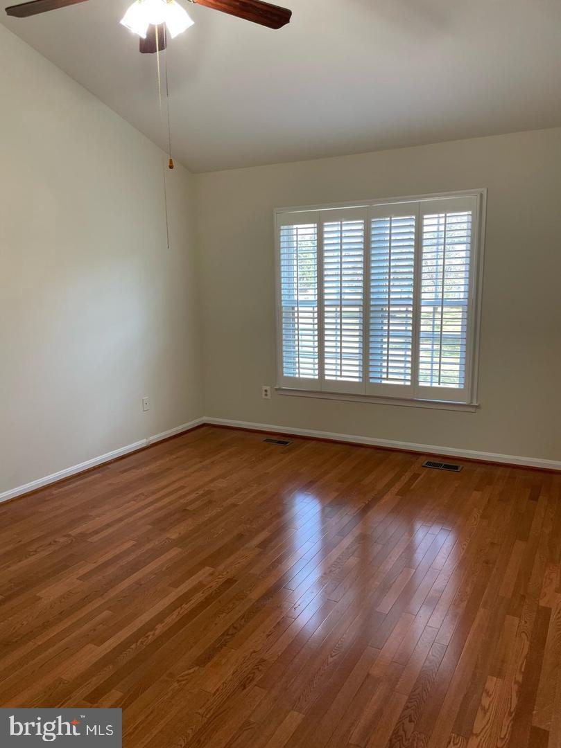 MIDDLEFORD - Residential Lease