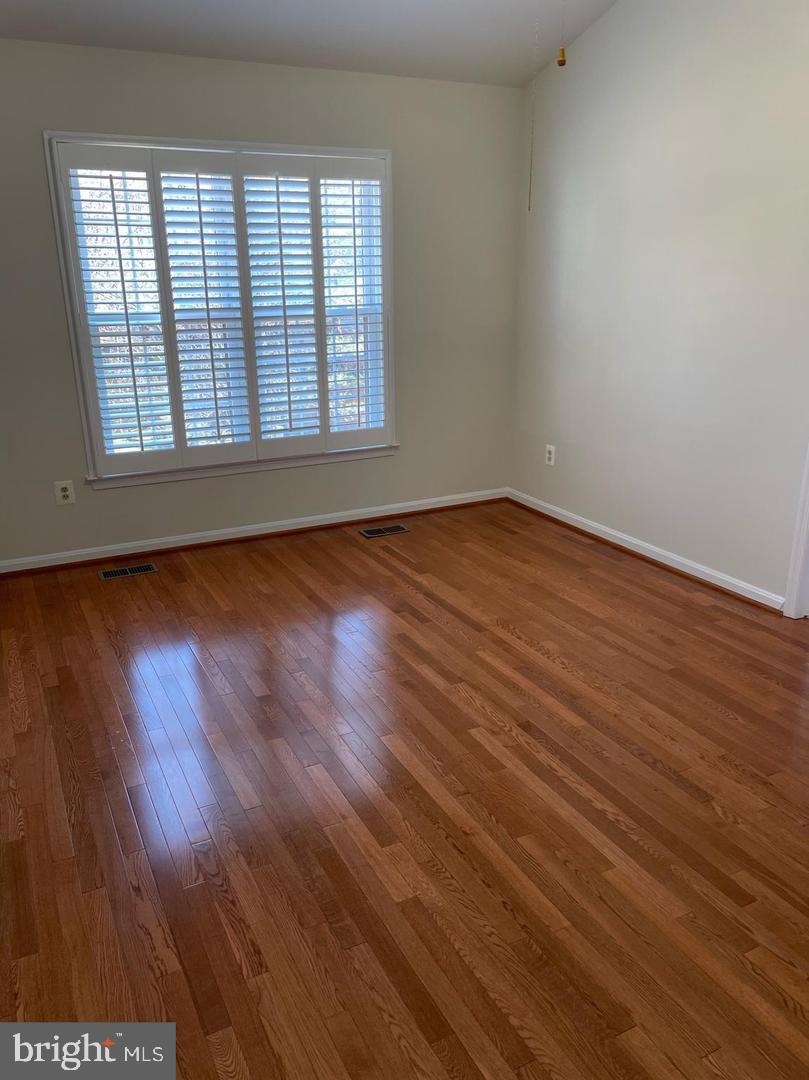 MIDDLEFORD - Residential Lease