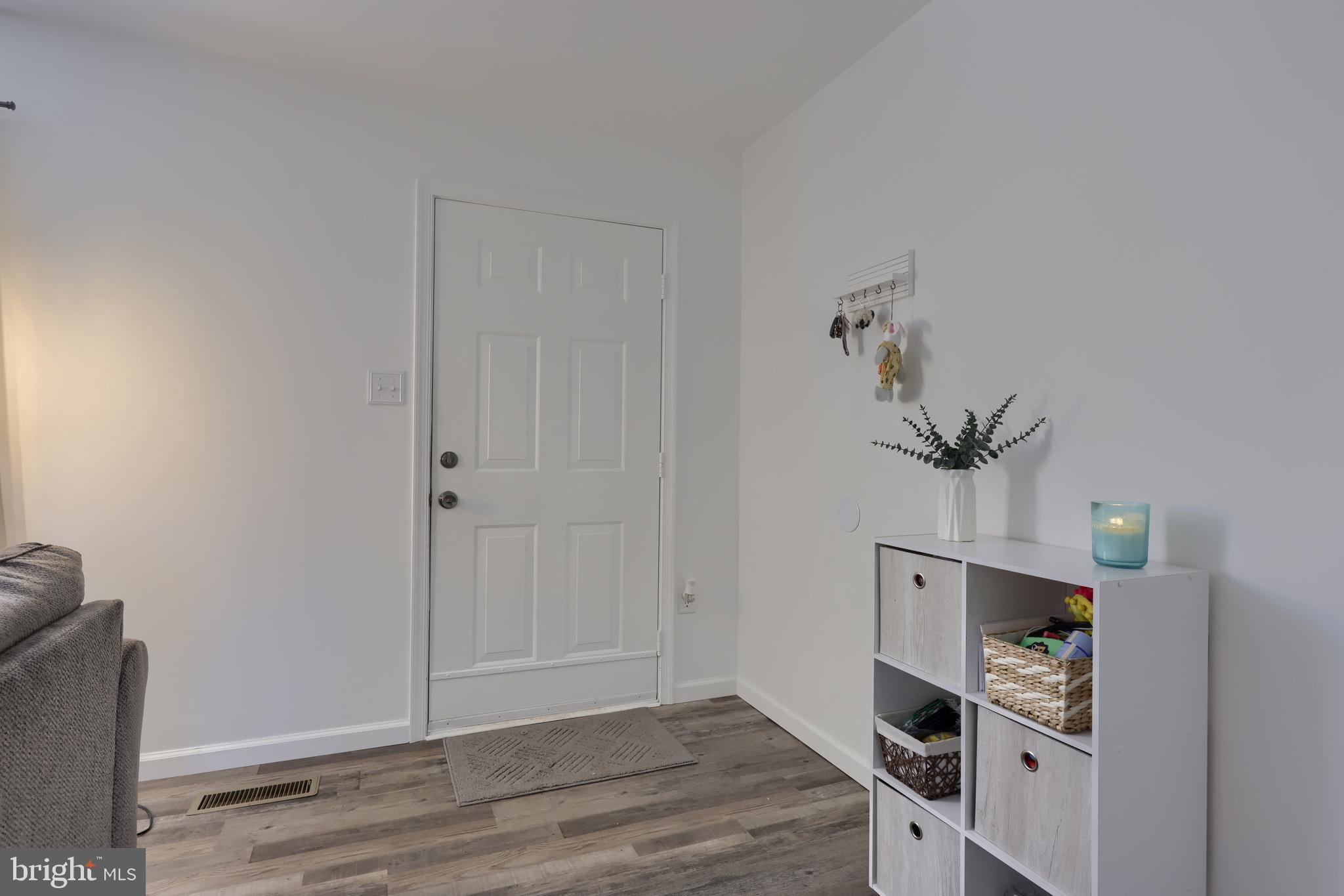 76 PERSIAN LILAC DRIVE