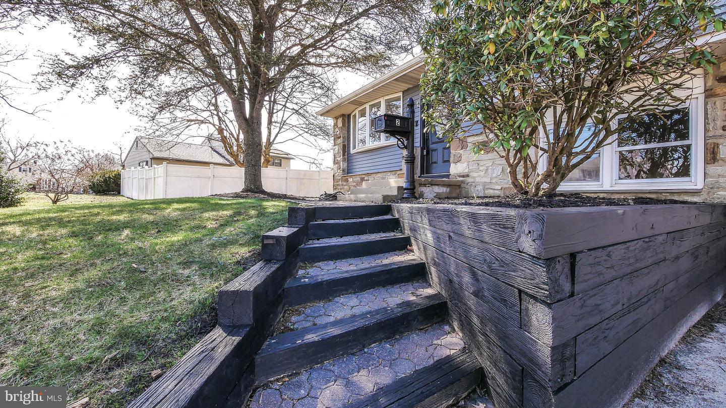 2 GREEN RIDGE ROAD