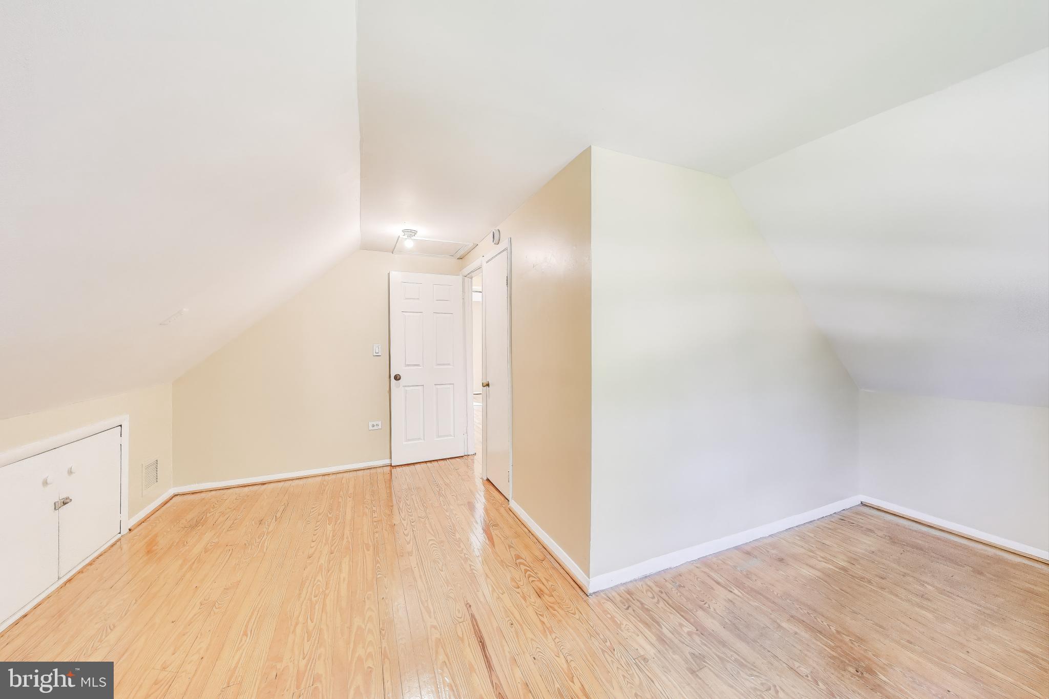 TWINBROOK - Residential Lease